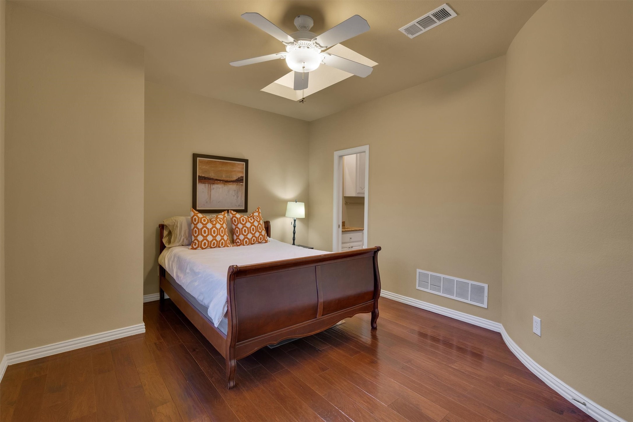 8607 Royalbrook Court