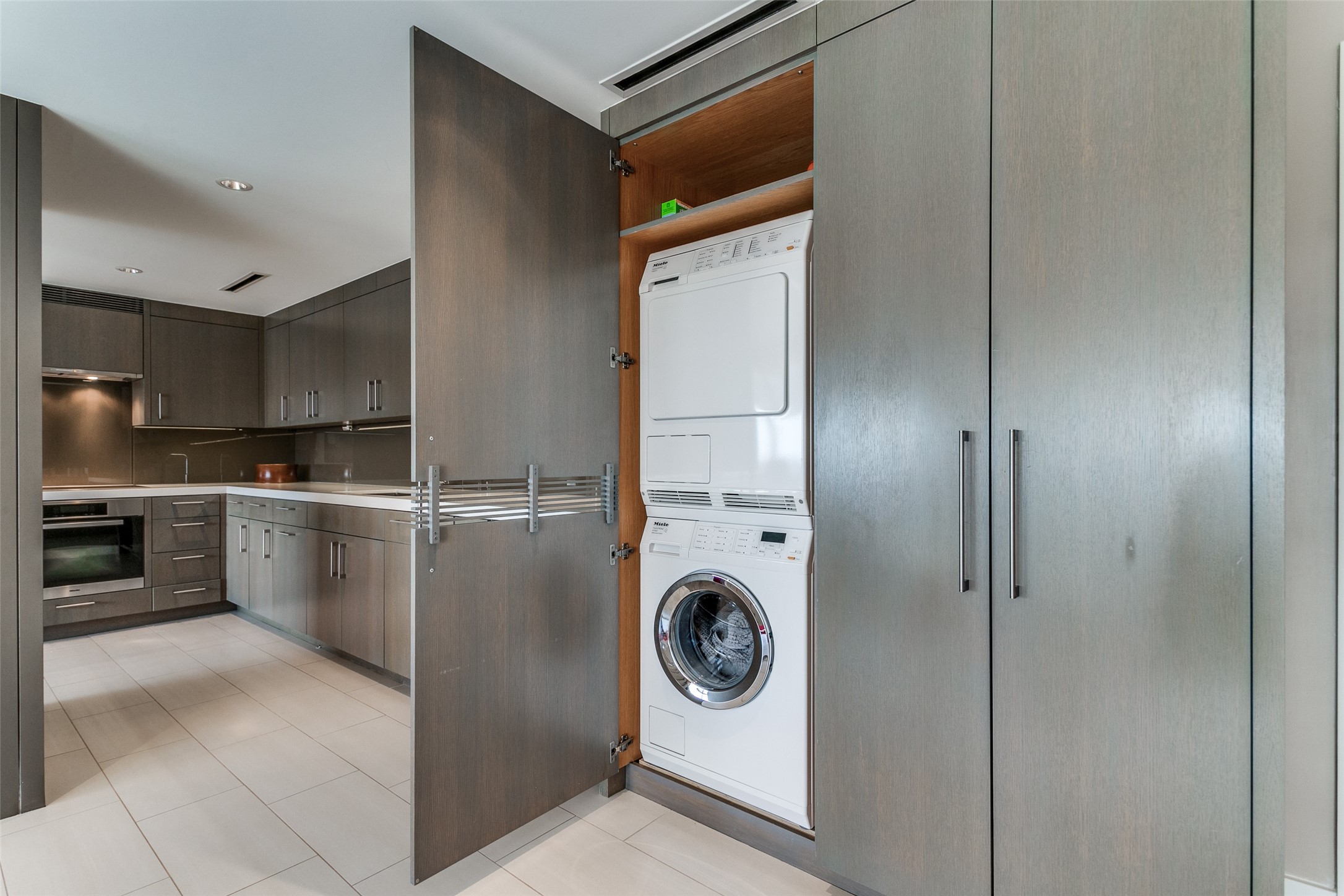 6211 W Northwest Highway 2607