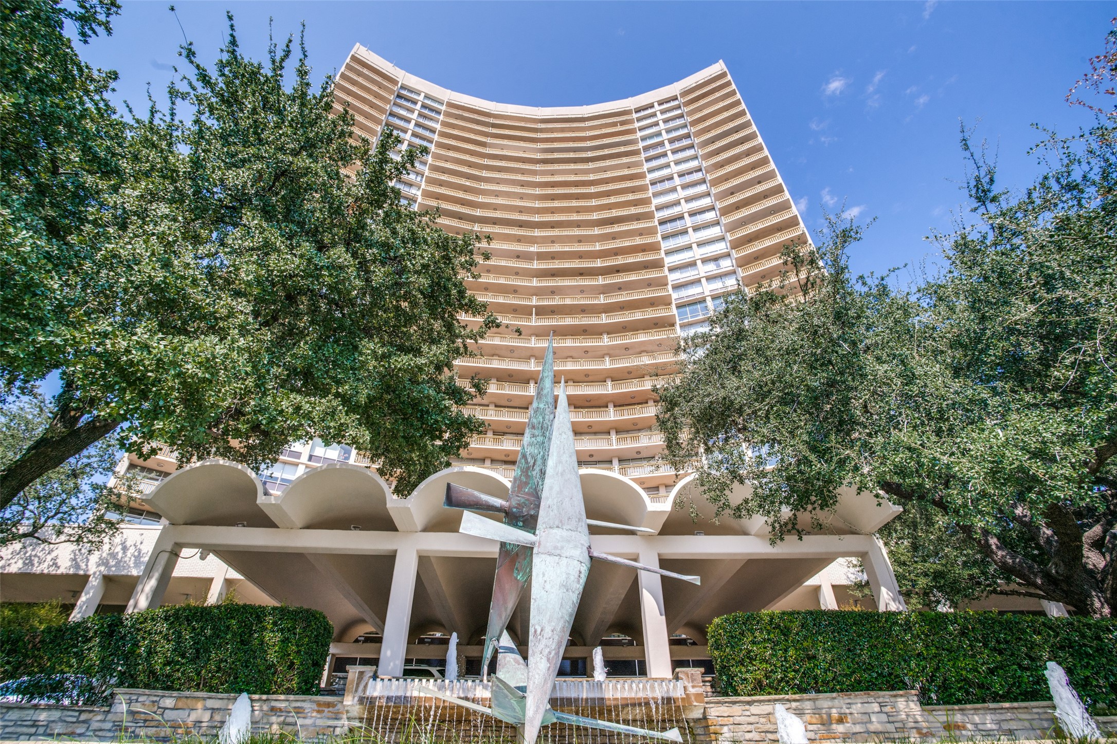 6211 W Northwest Highway 2607