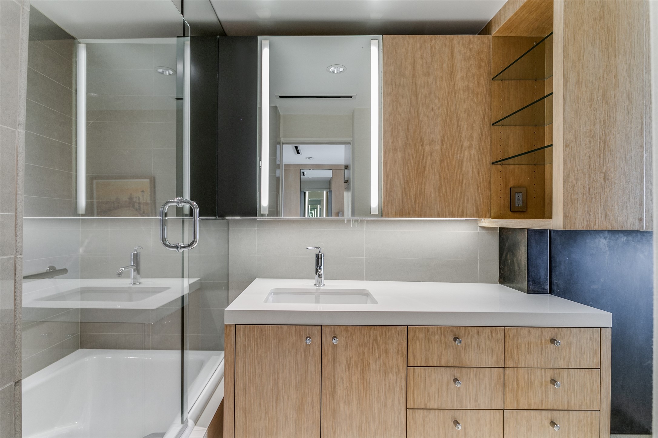 6211 W Northwest Highway 2607