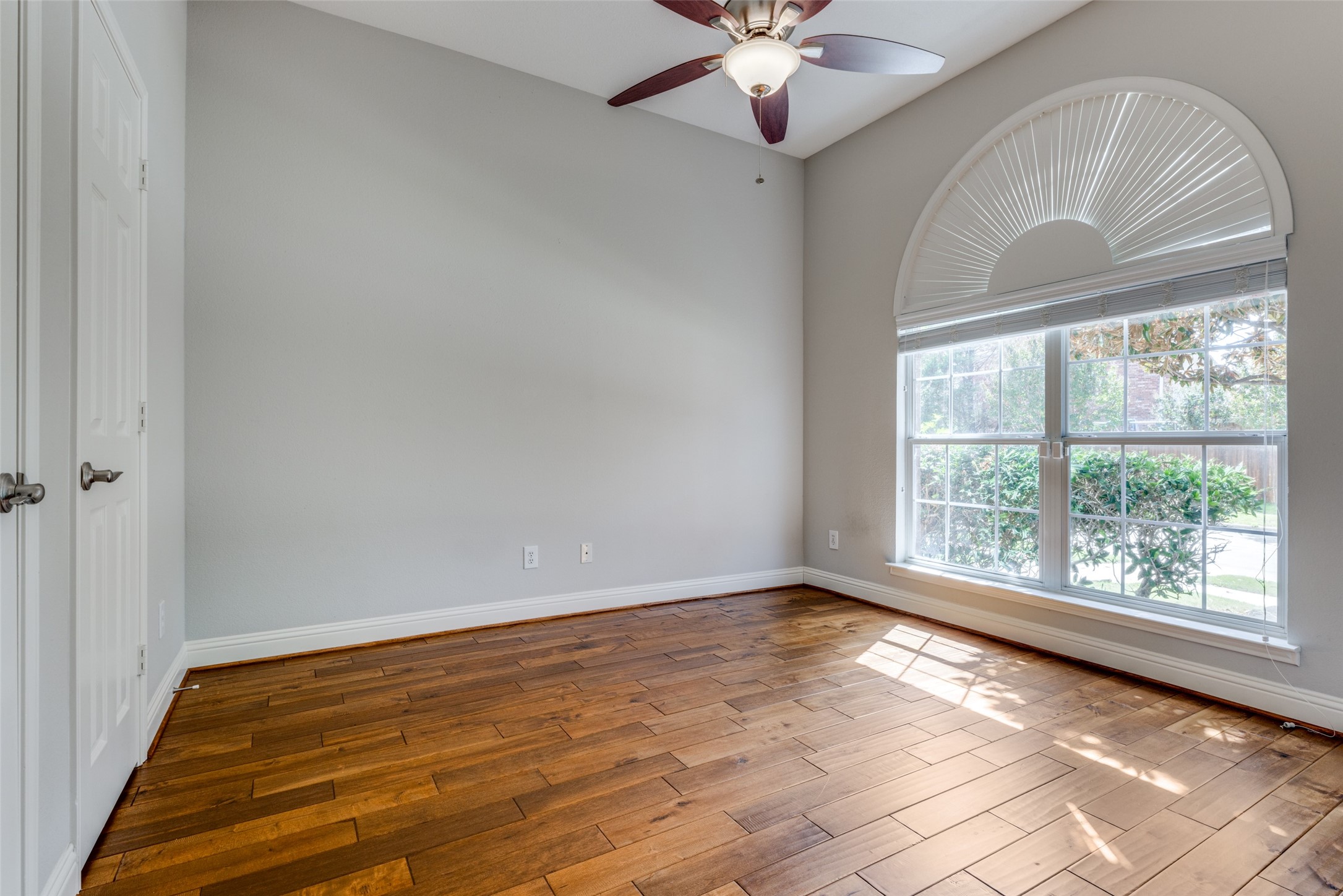 4104 Honeysuckle Drive