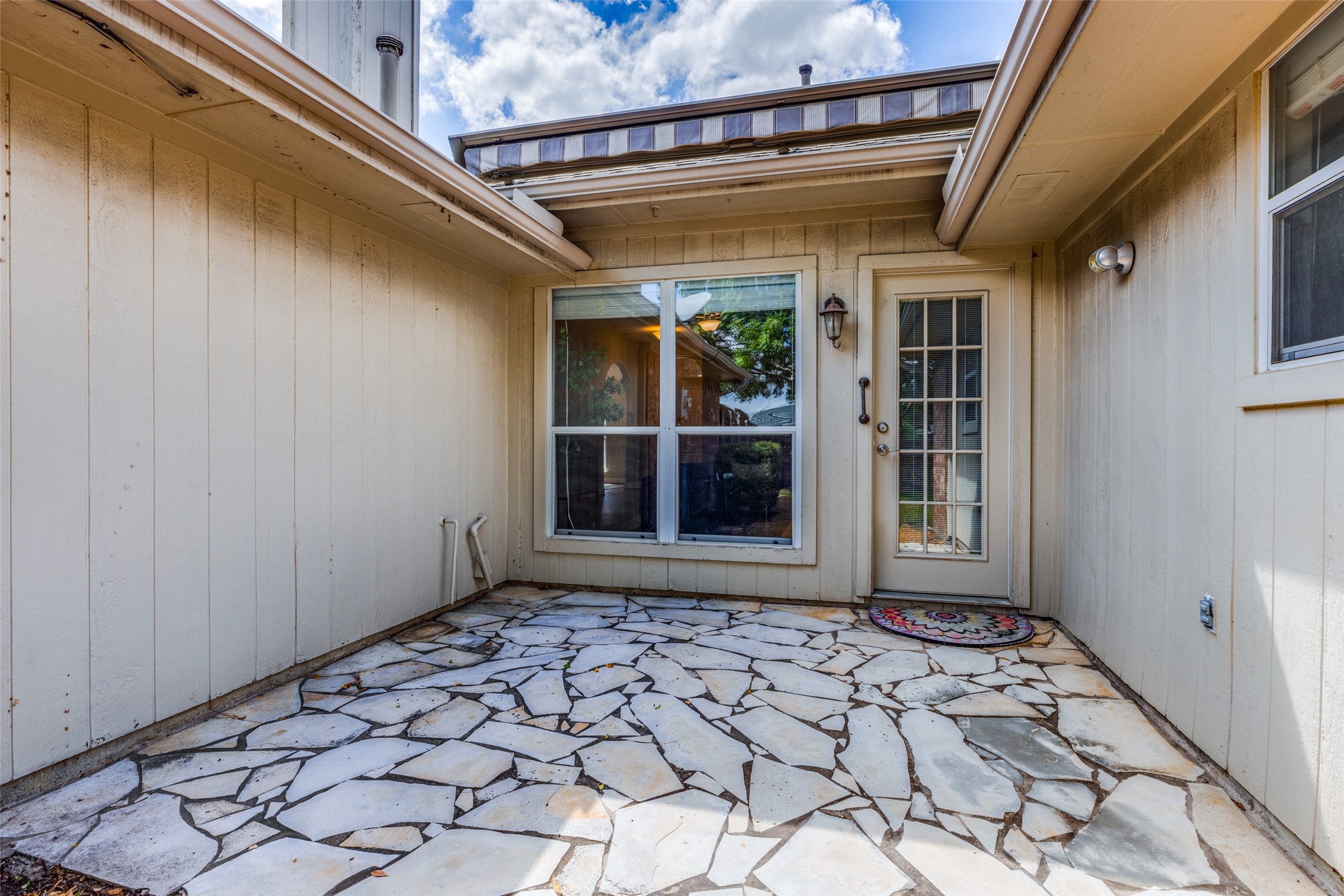 4104 Honeysuckle Drive
