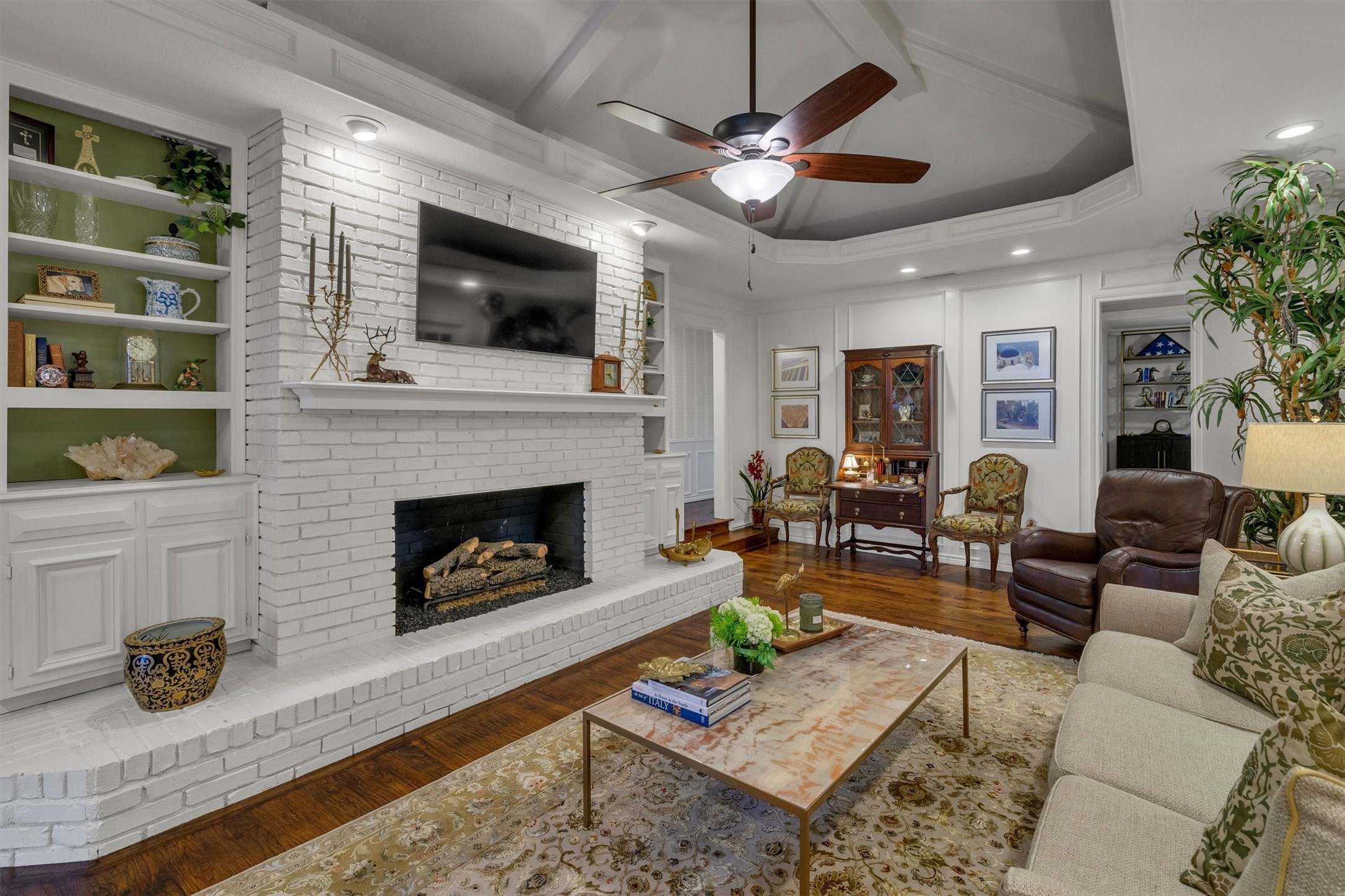 3309 N Echo Trail