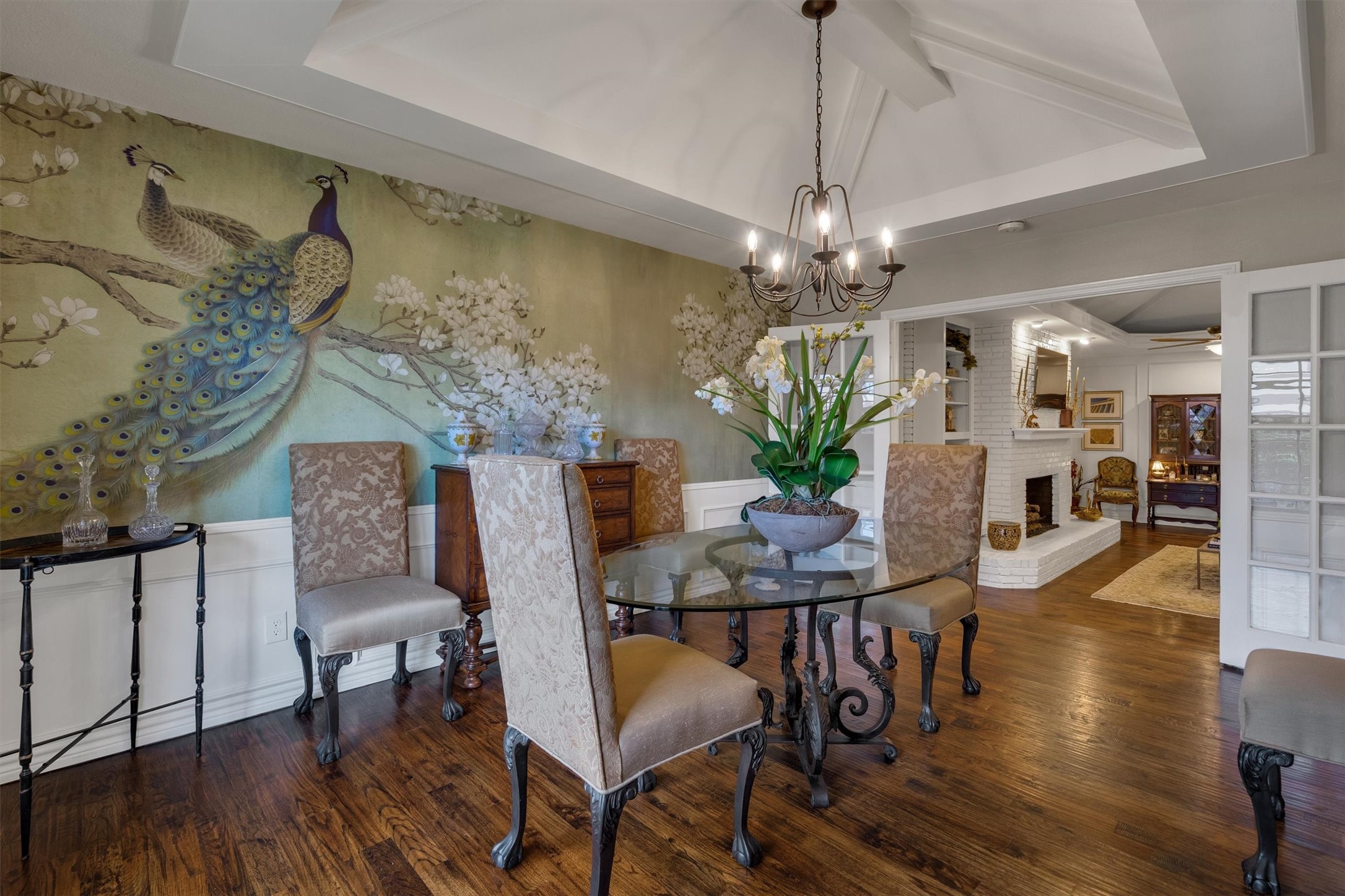 3309 N Echo Trail