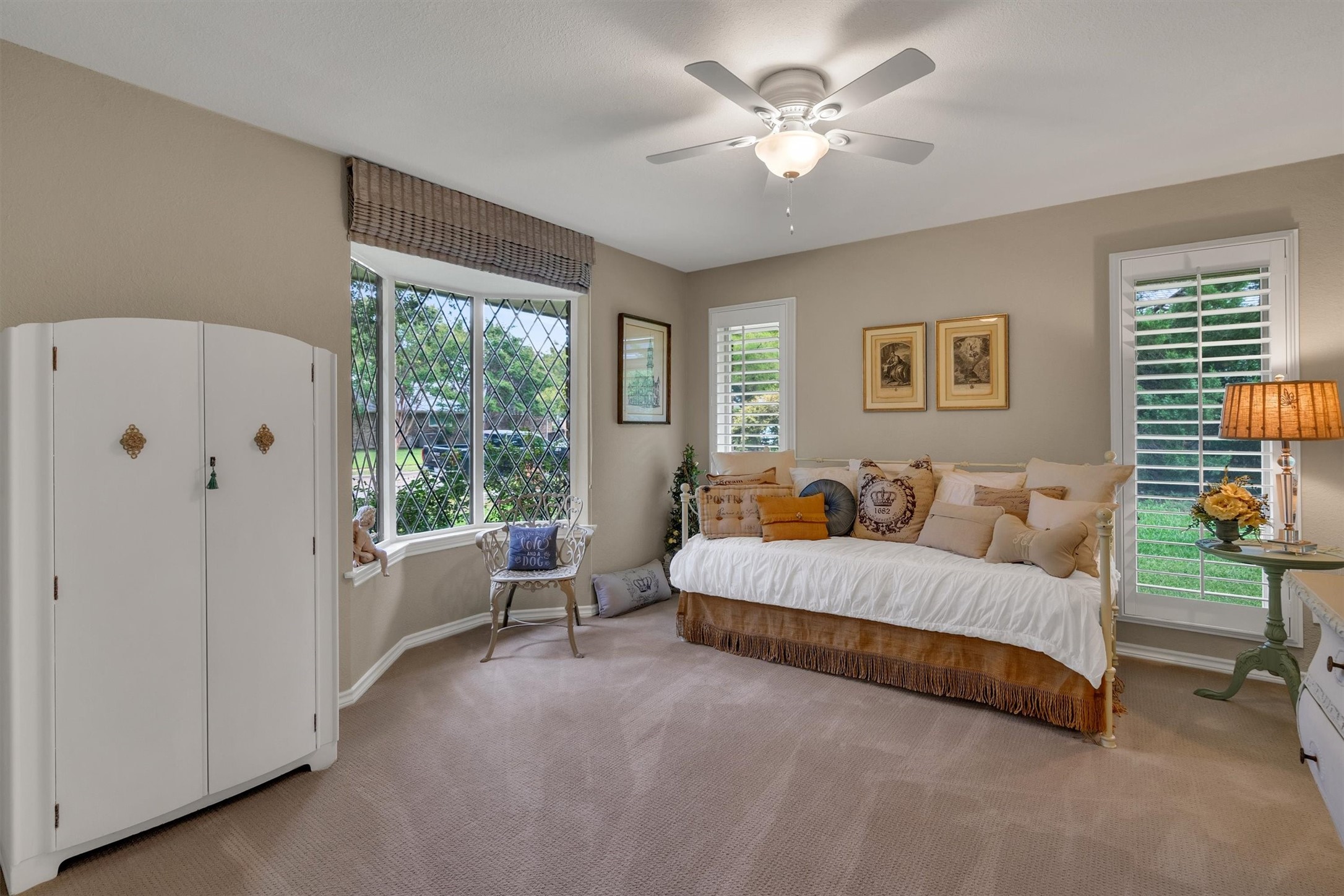 3309 N Echo Trail