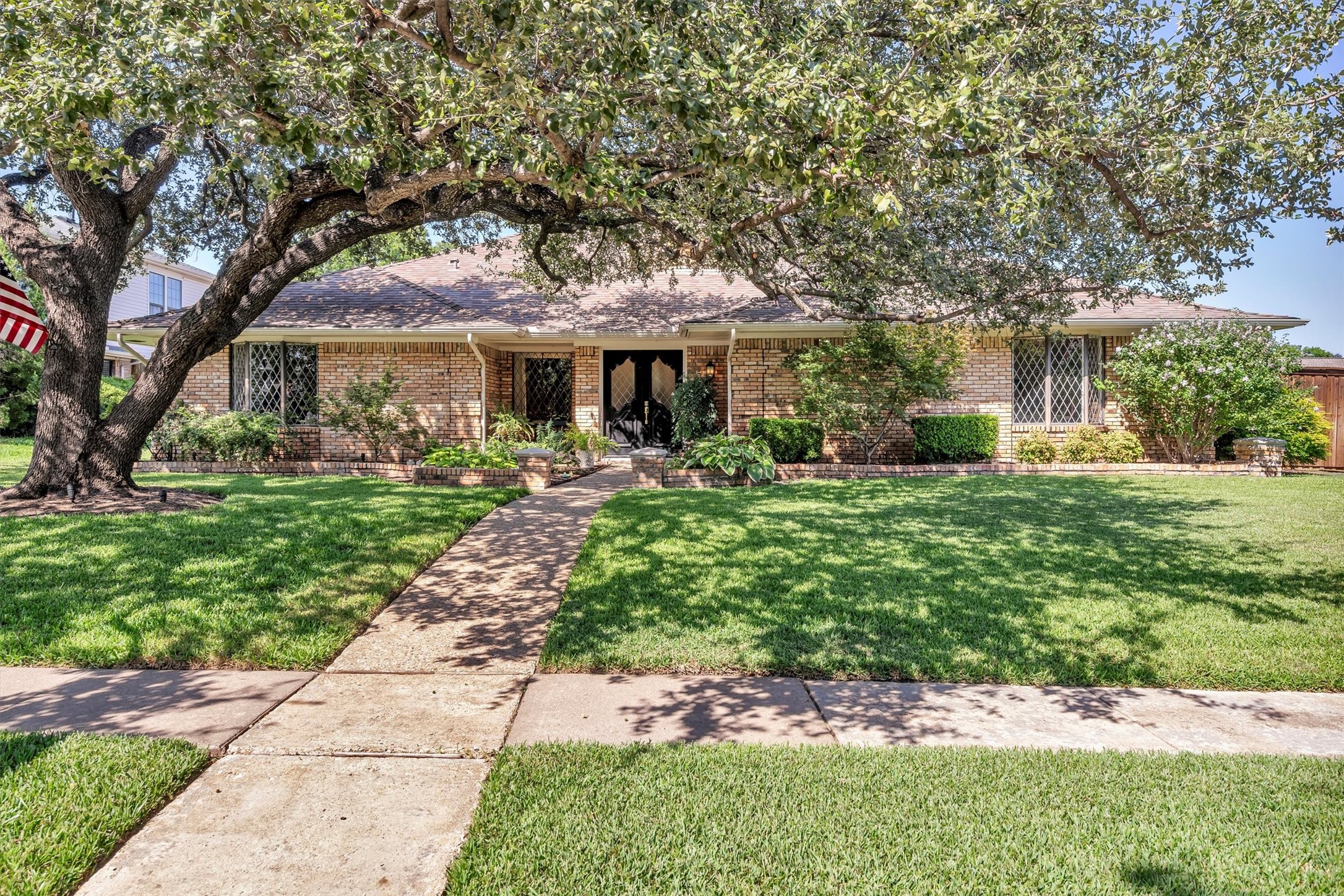 3309 N Echo Trail