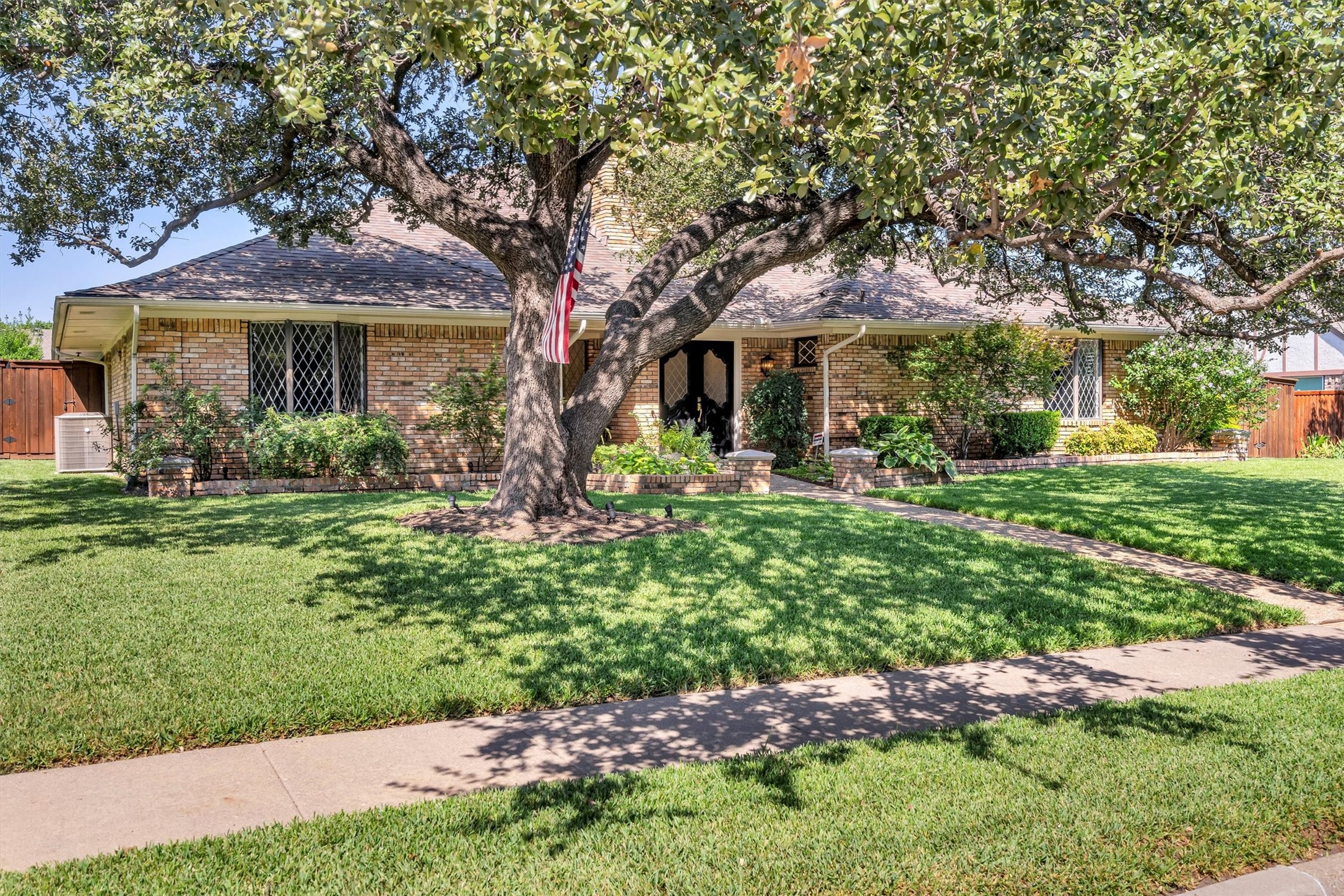 3309 N Echo Trail