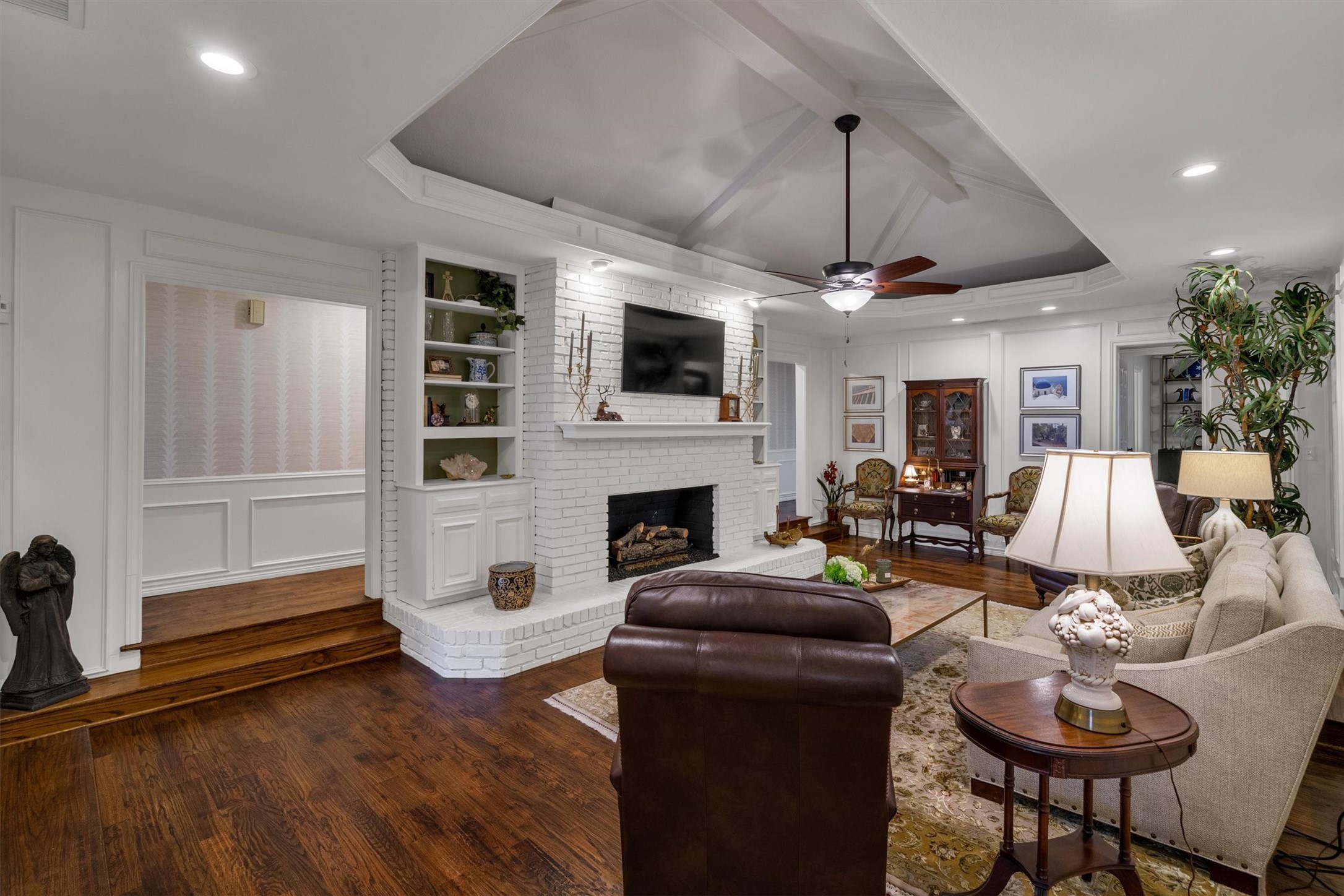 3309 N Echo Trail