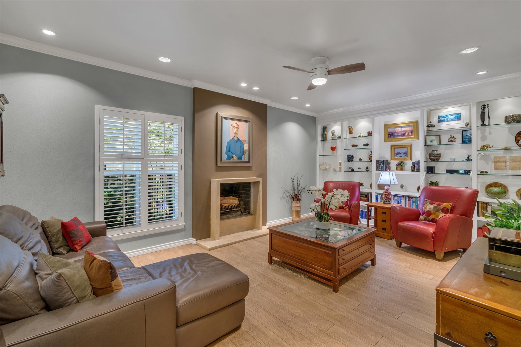 3308 Hawthorne Avenue