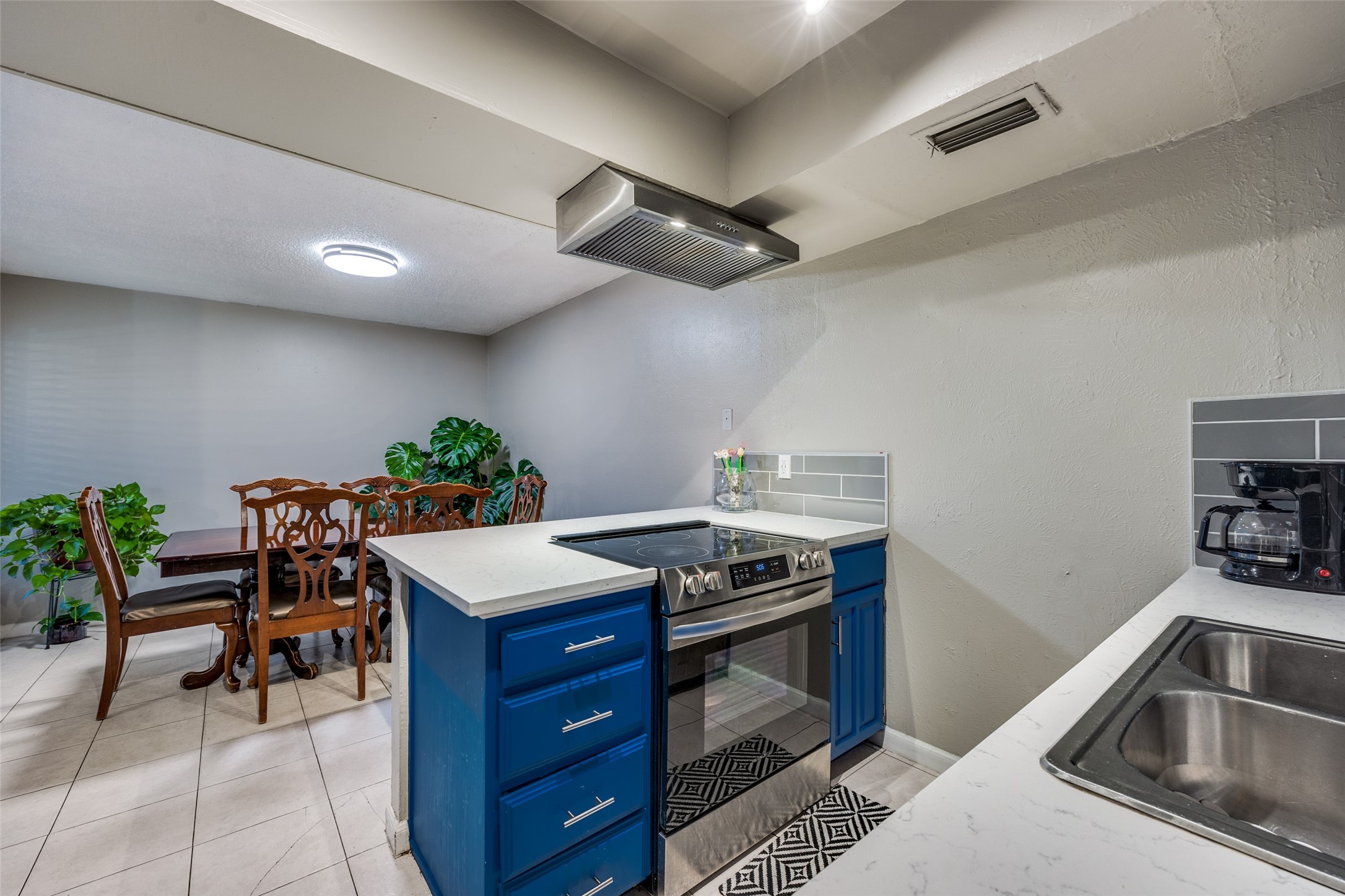 2957 Antares Circle