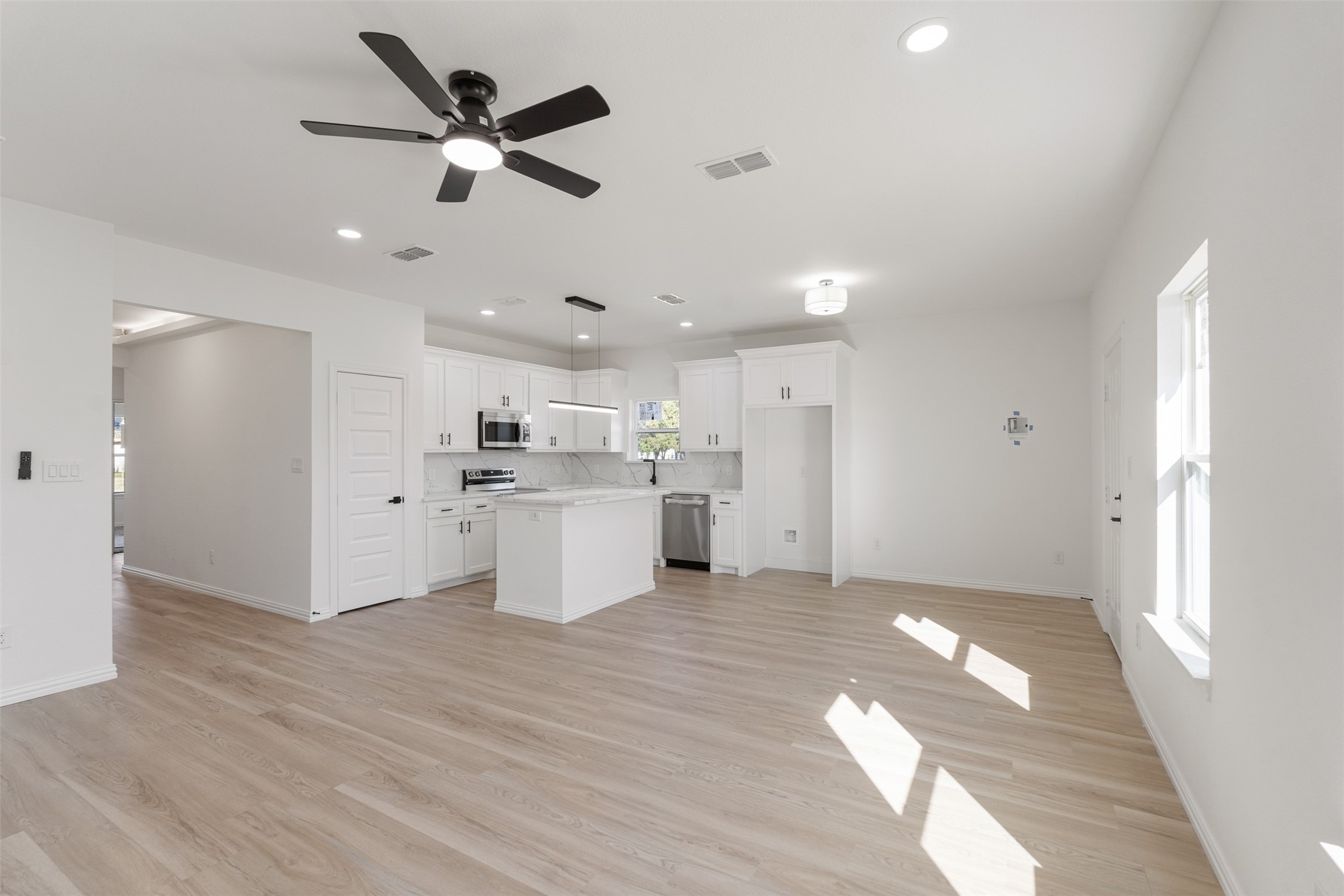 121 Loon Bay Drive