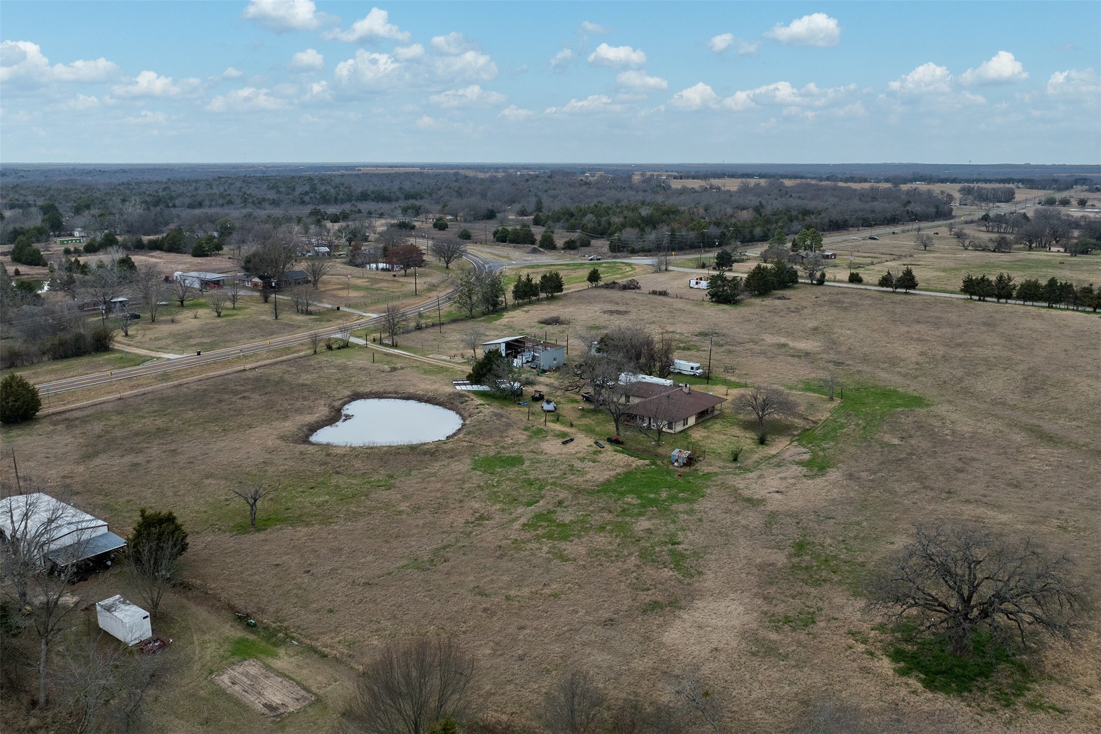 10811 Fm 1836