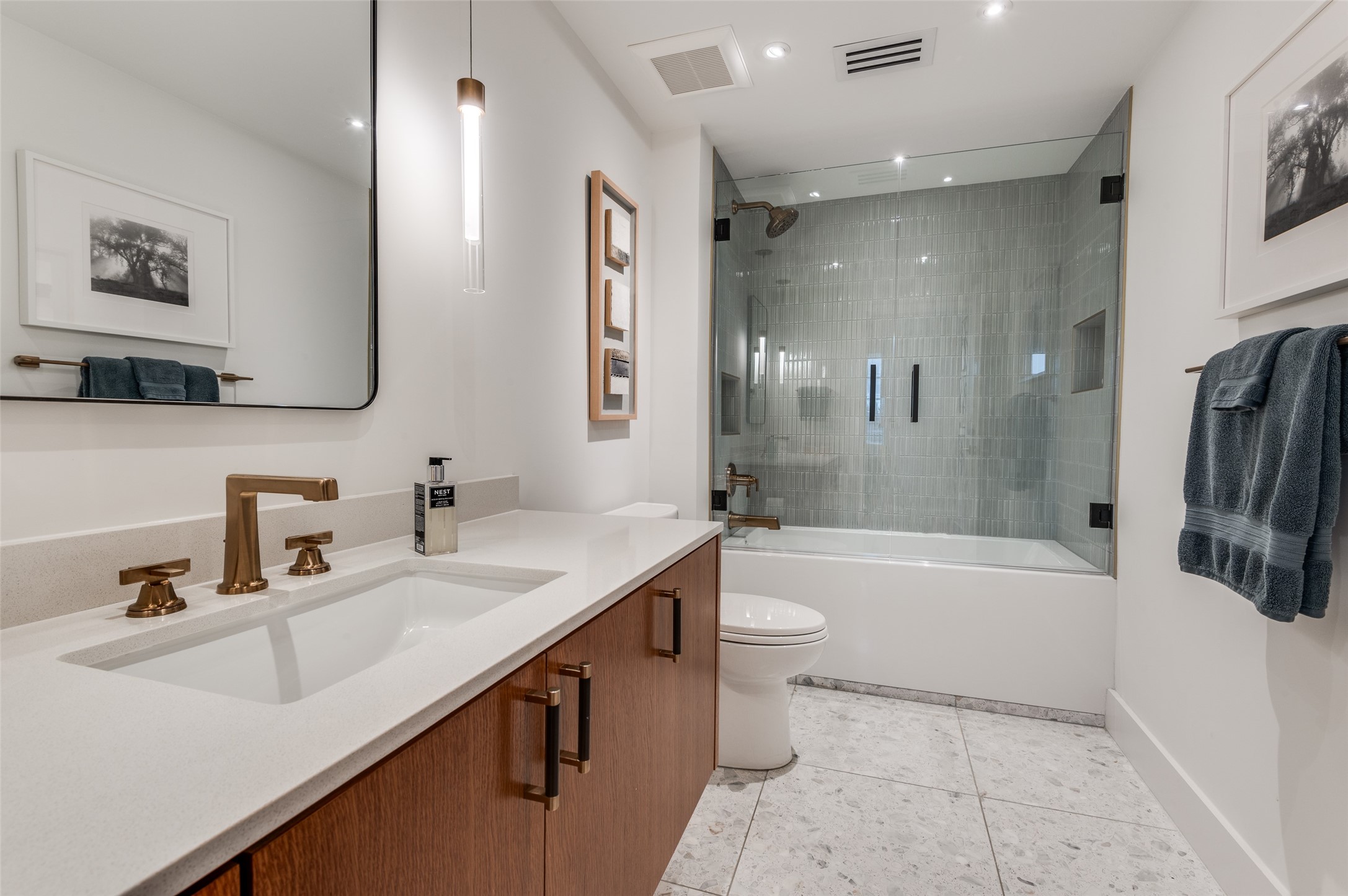 3310 Fairmount Street P2B
