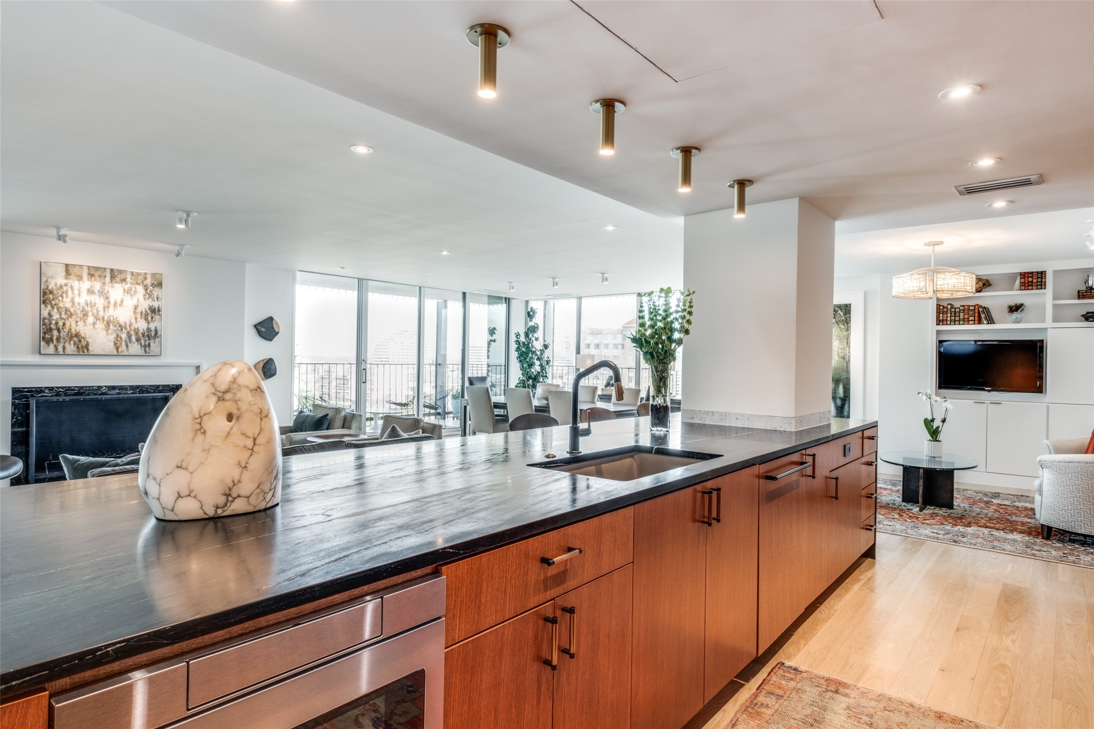 3310 Fairmount Street P2B