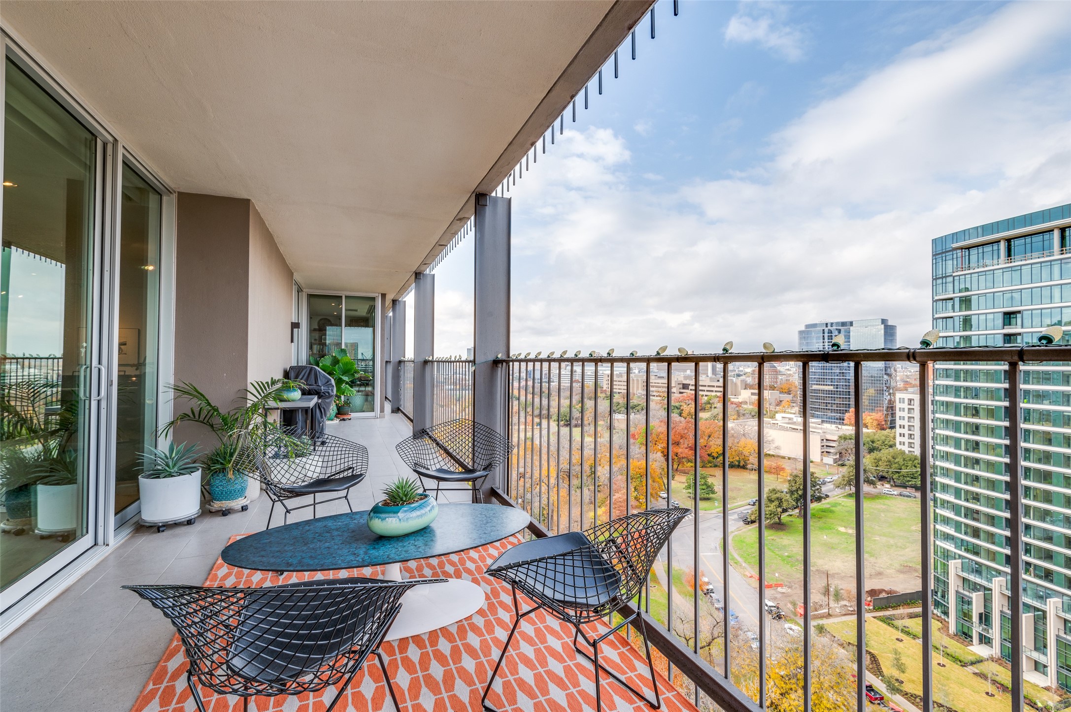 3310 Fairmount Street P2B
