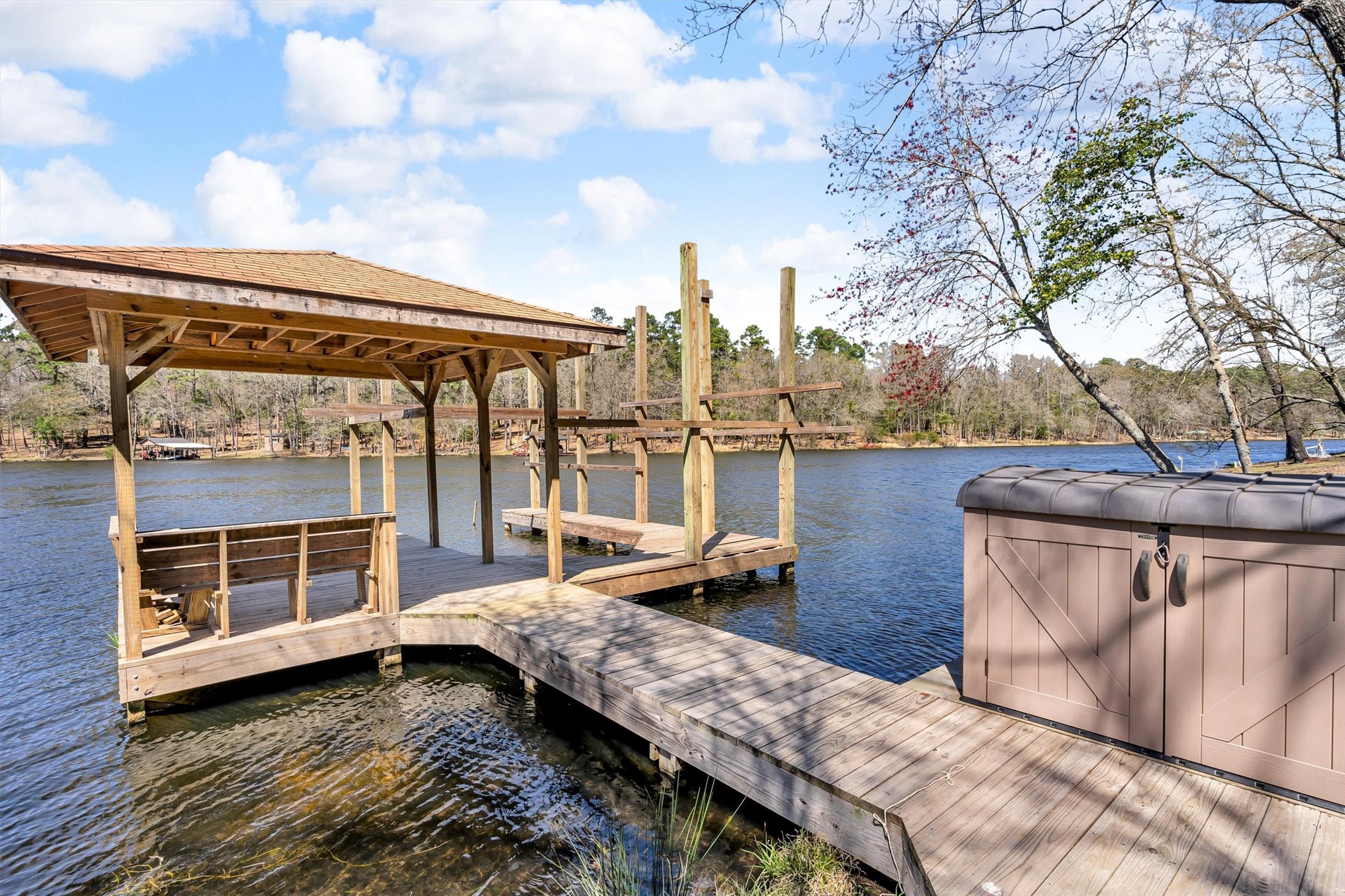 141 Llano Bend