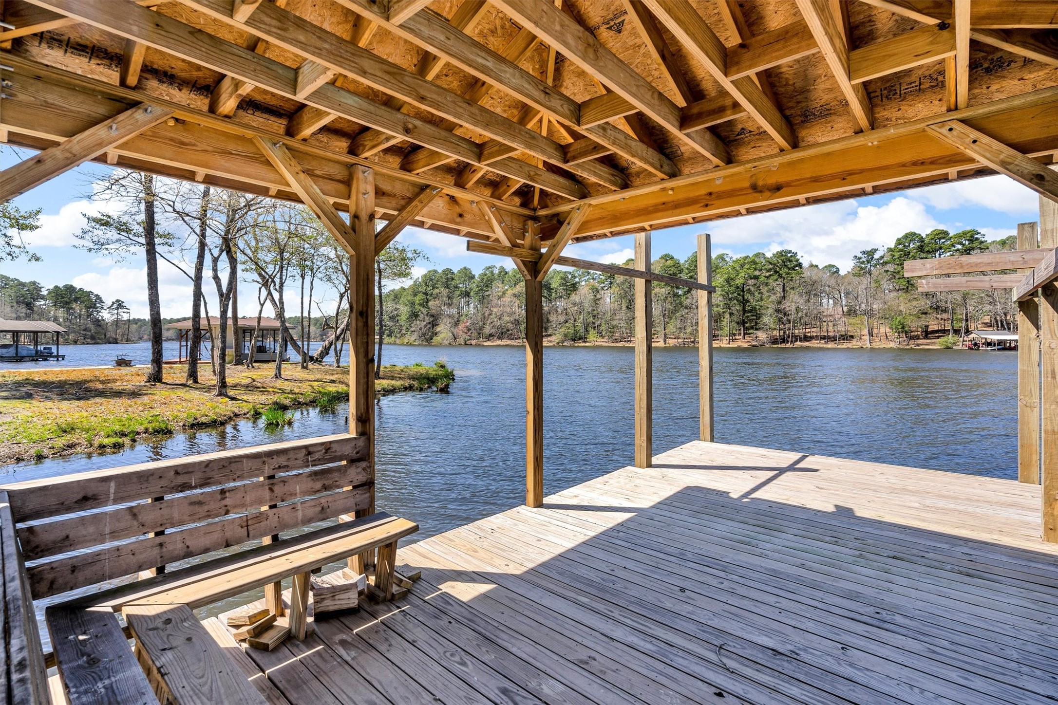 141 Llano Bend