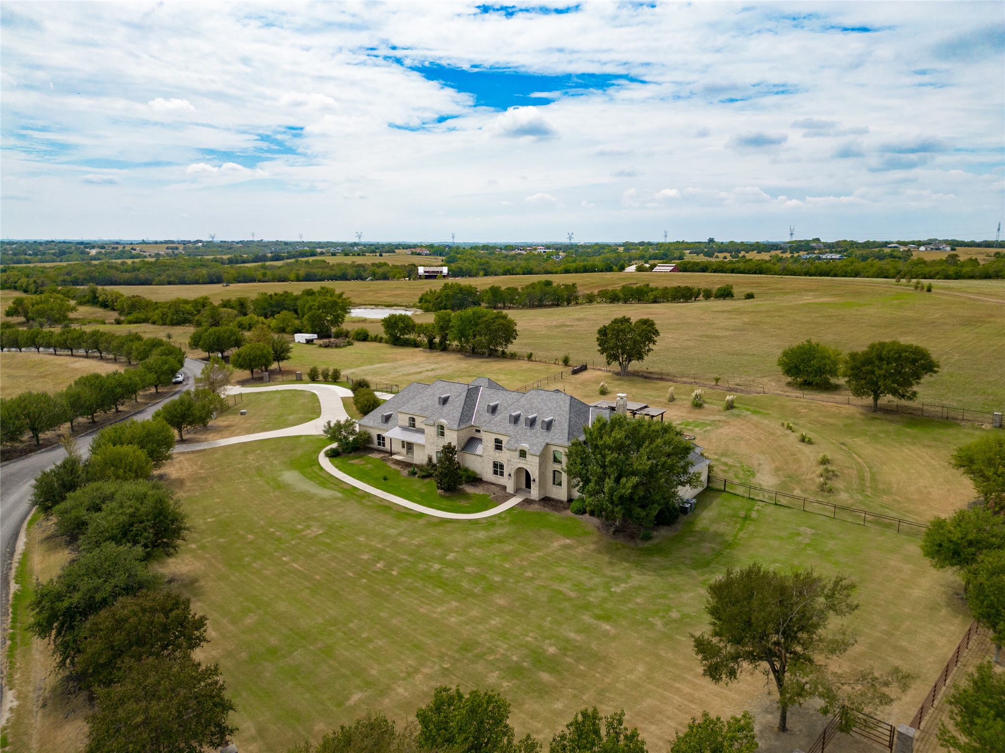 2933 N Star Drive
