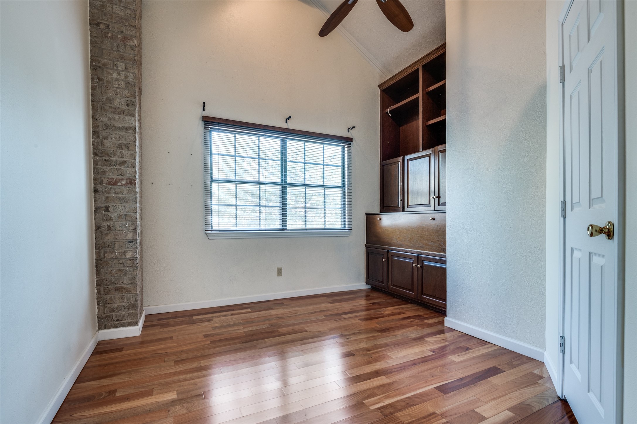 928 Pavillion Street