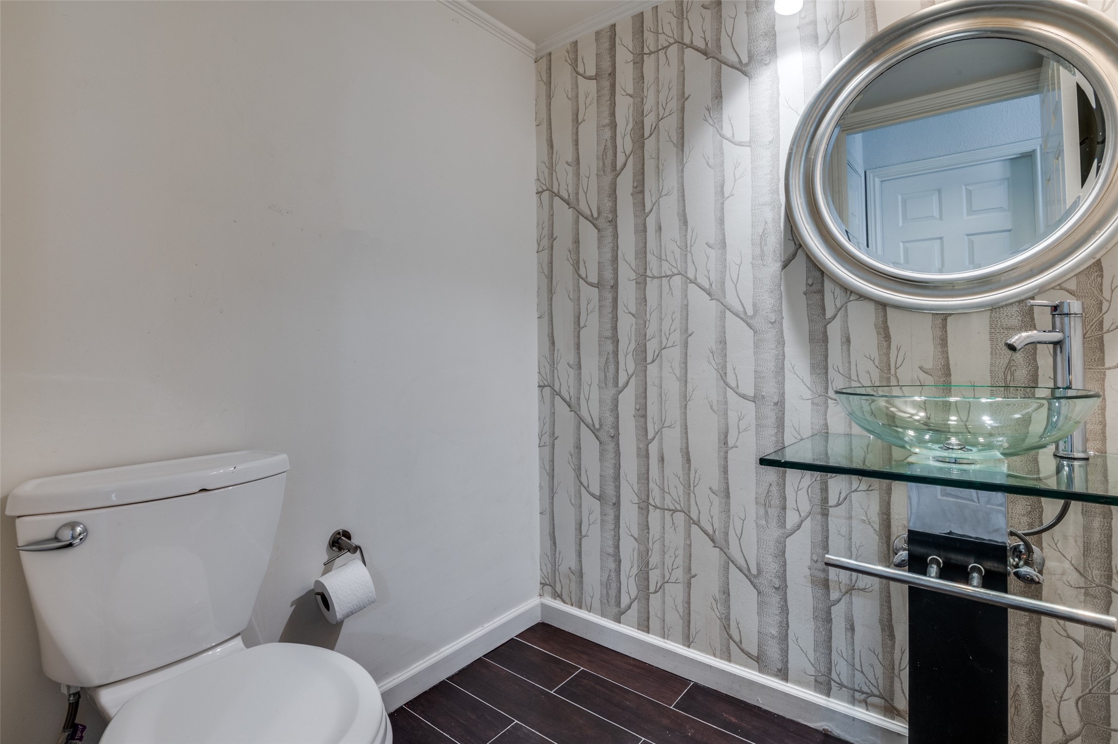 928 Pavillion Street