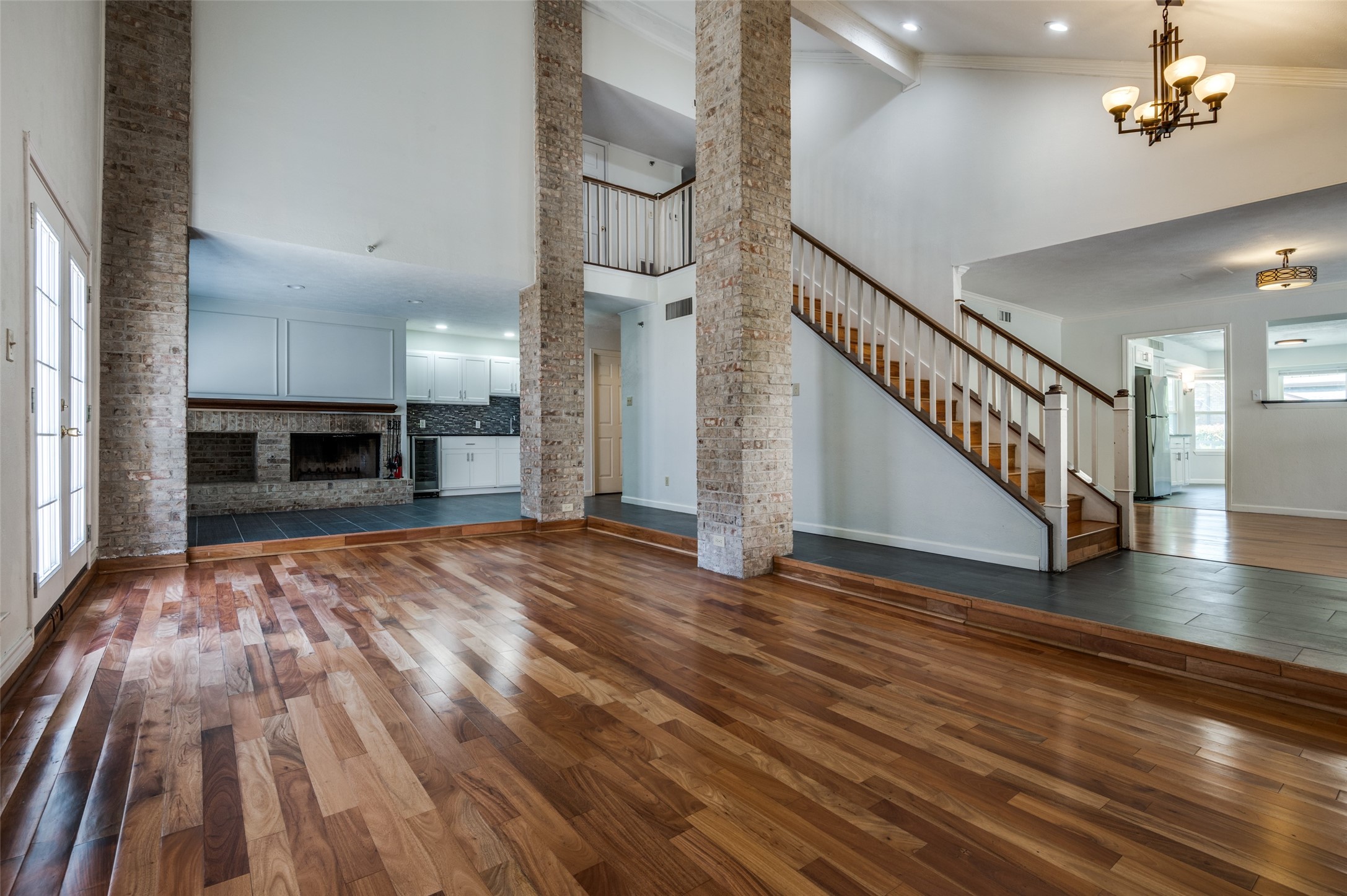 928 Pavillion Street