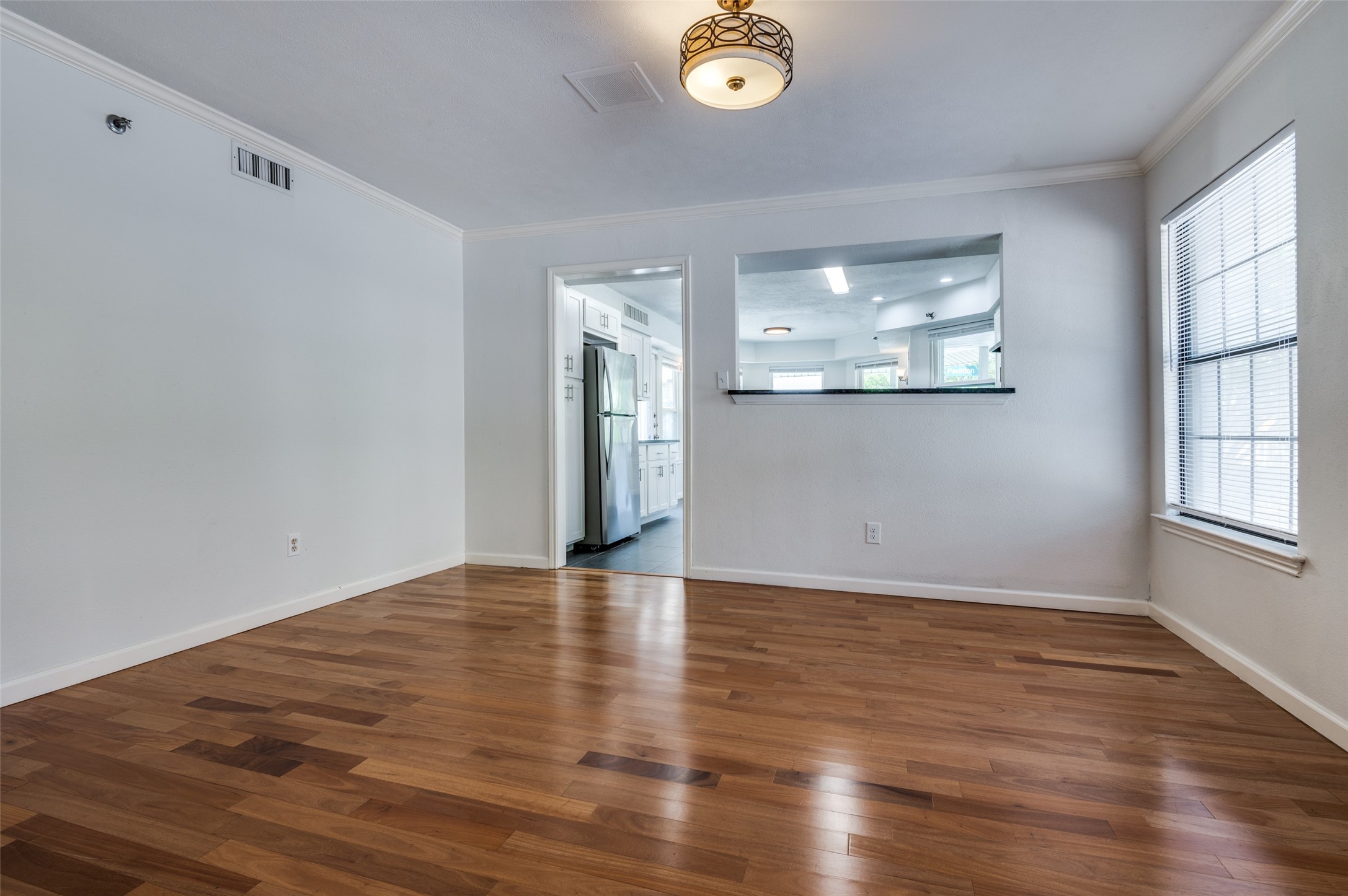 928 Pavillion Street