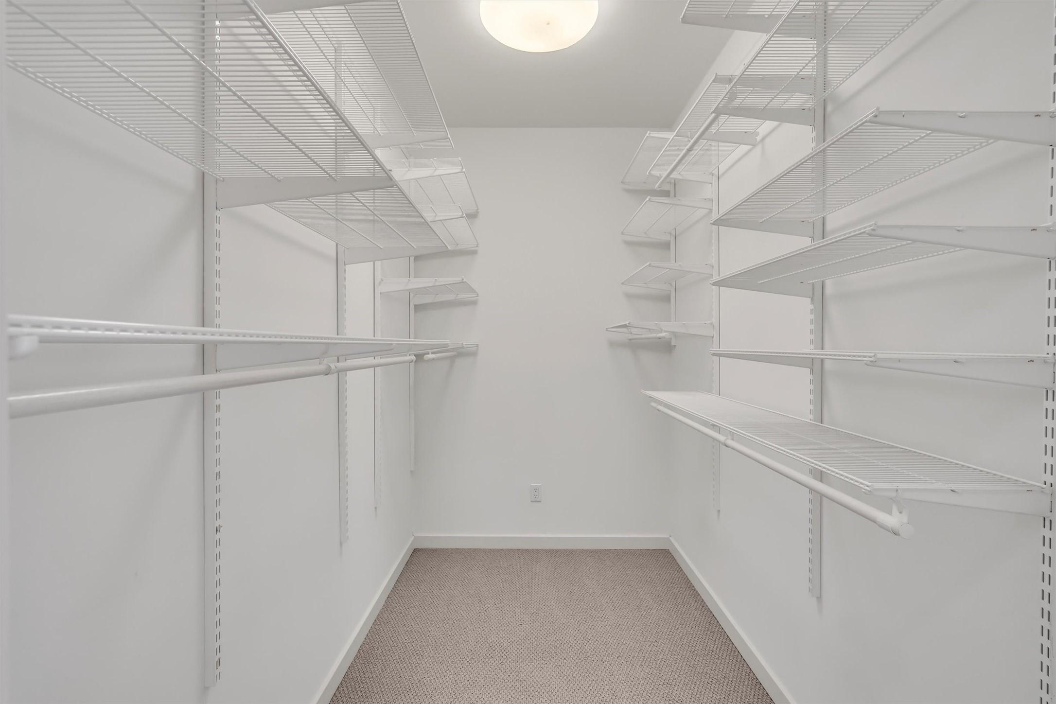 4100 Travis Street 10