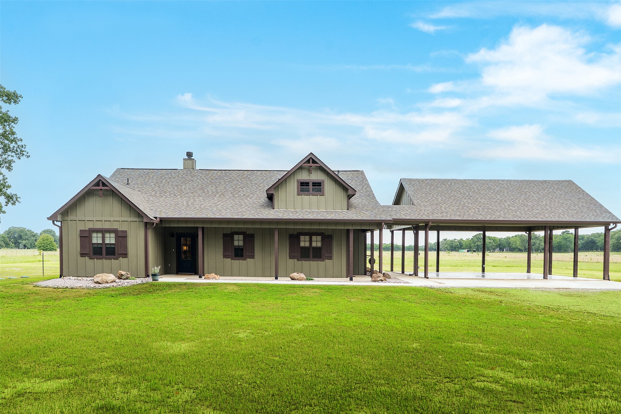 6044 County Road 4068
