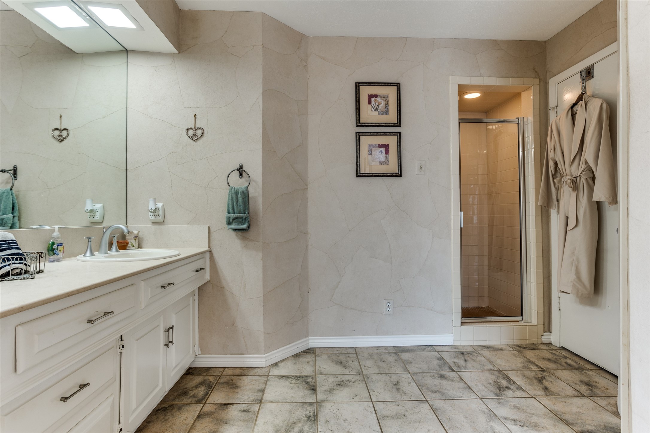 3103 Kristin Court