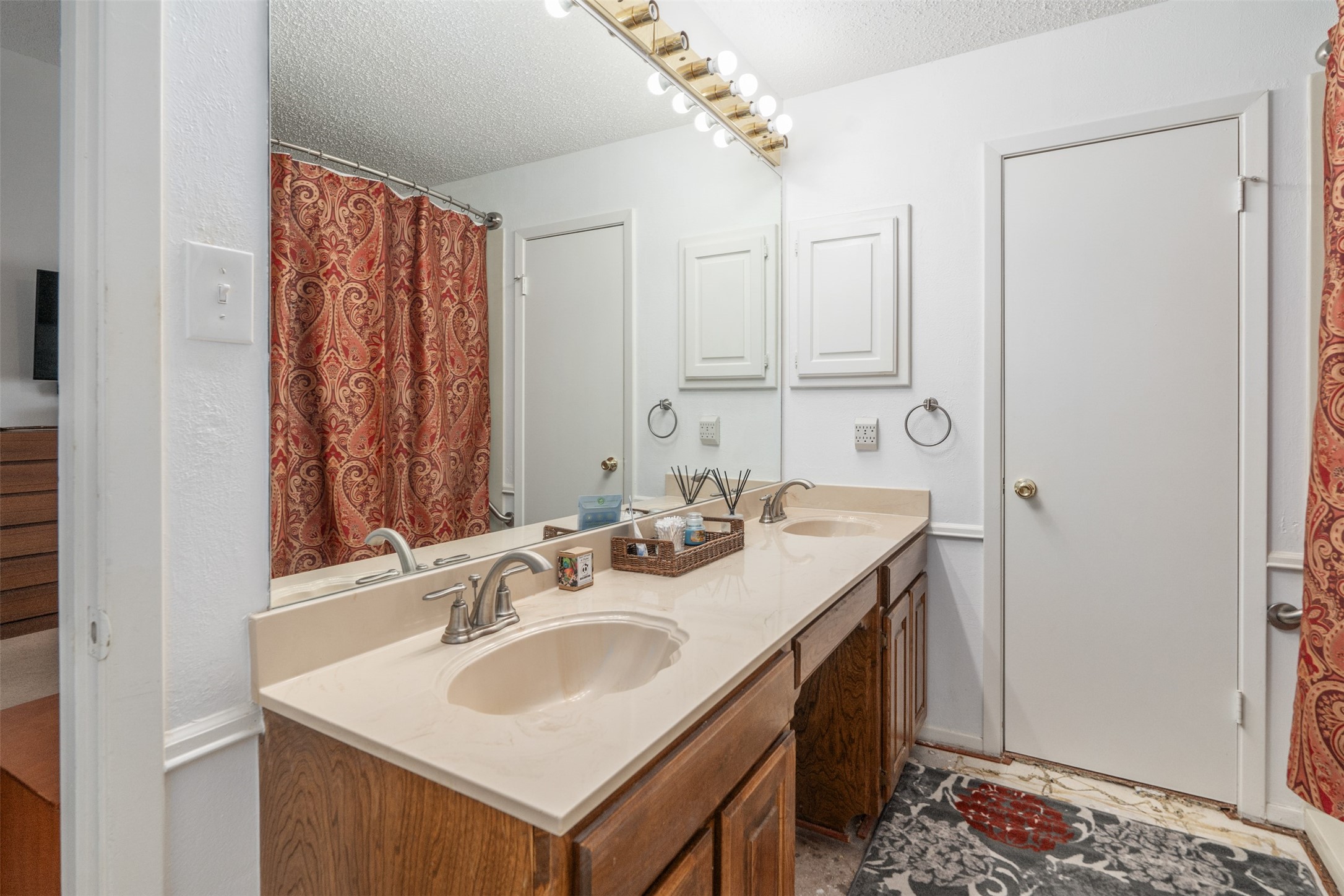 239 Callender Lake Drive