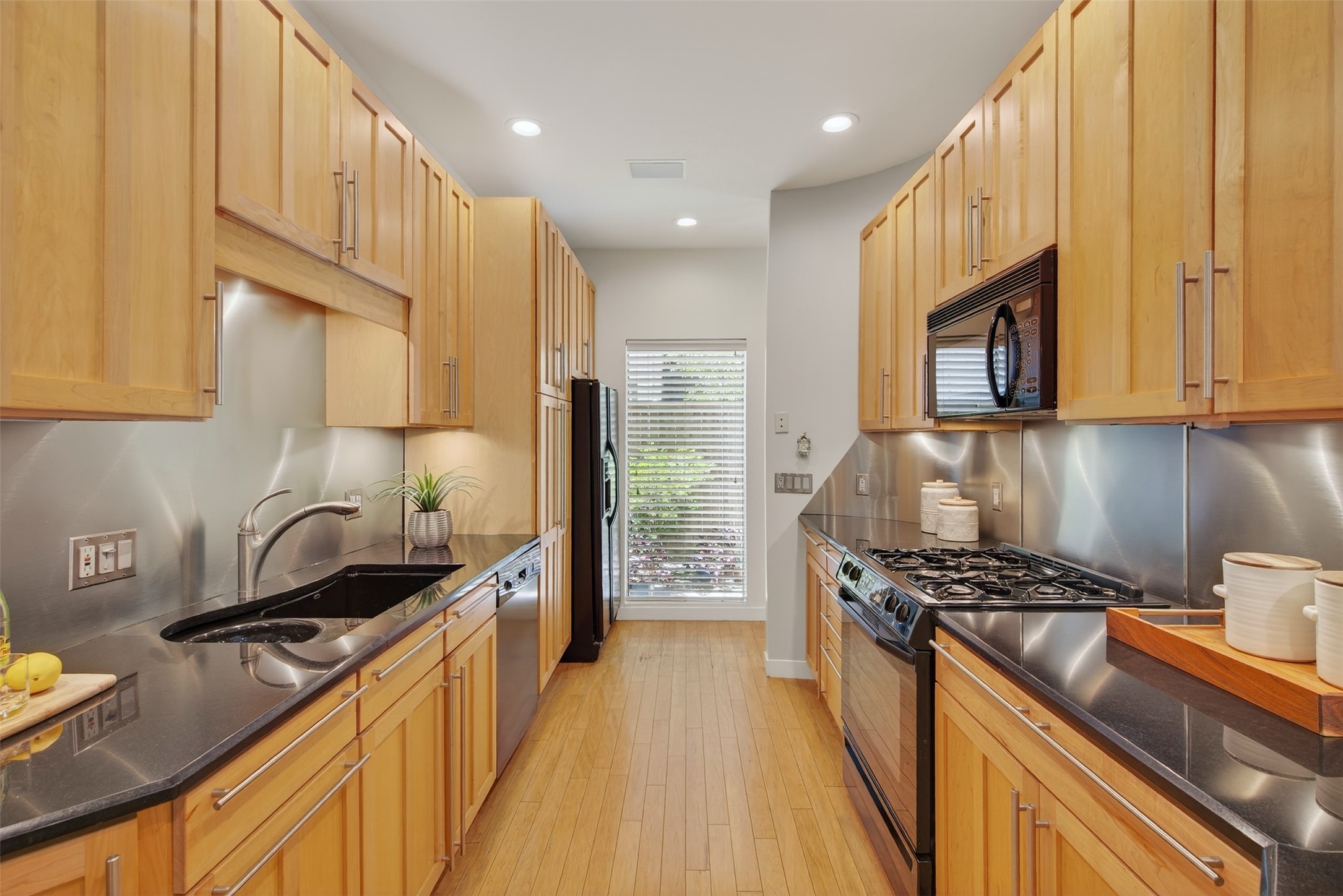 4242 Travis Street 107