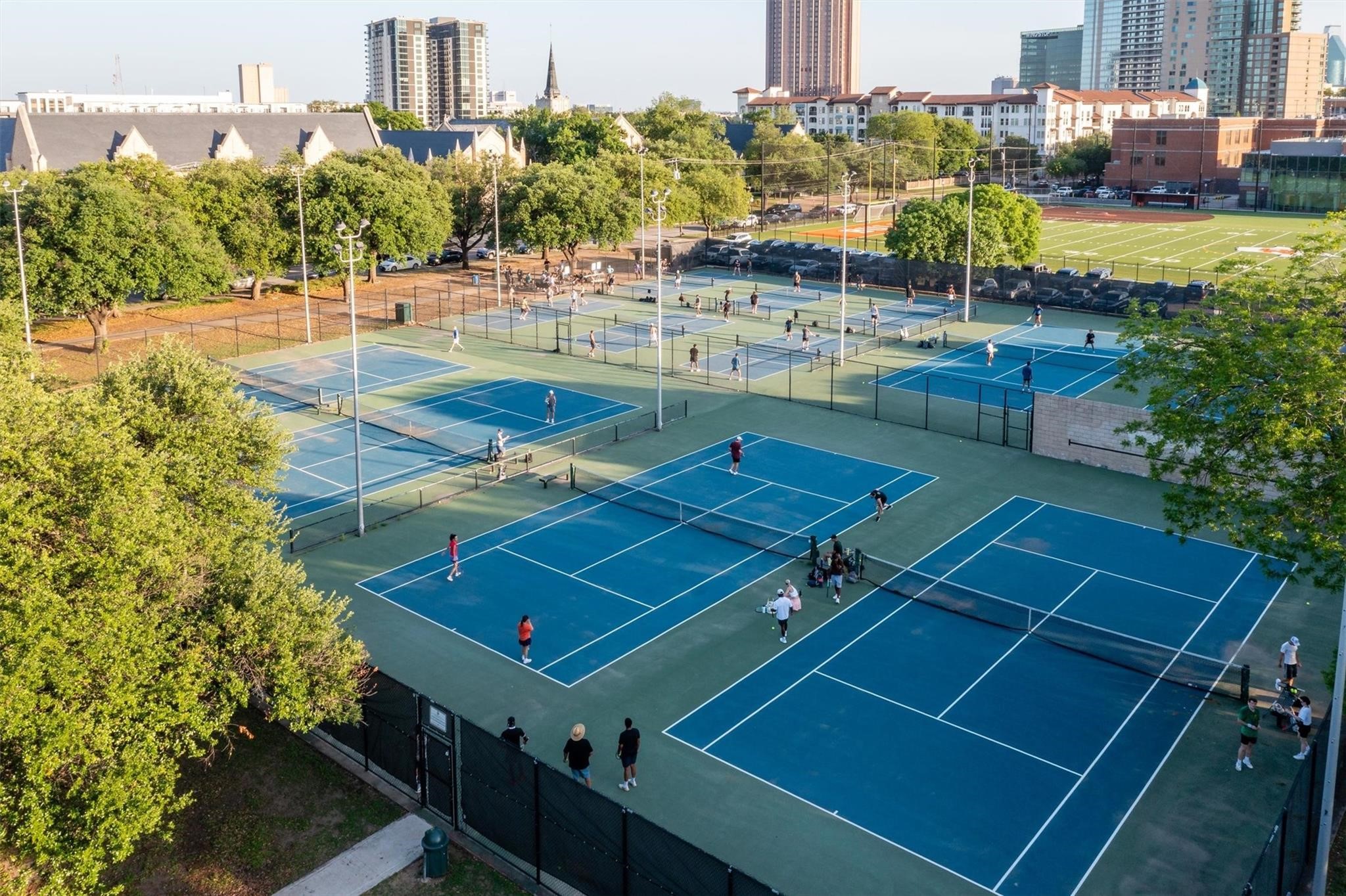 4242 Travis Street 107