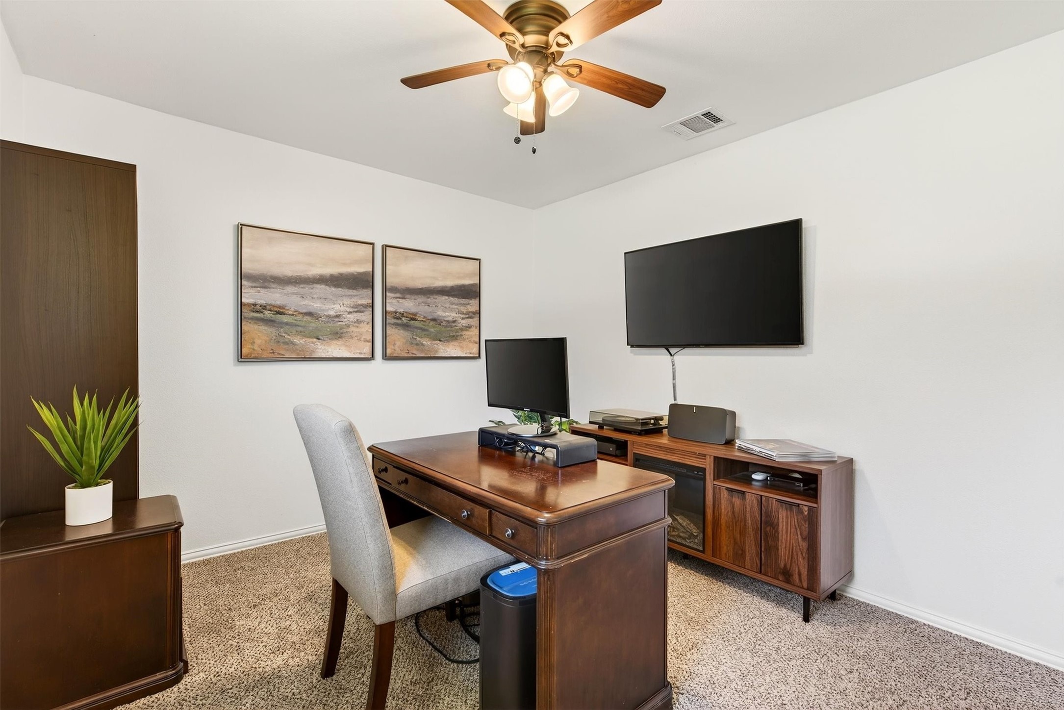 3352 Leahy Drive
