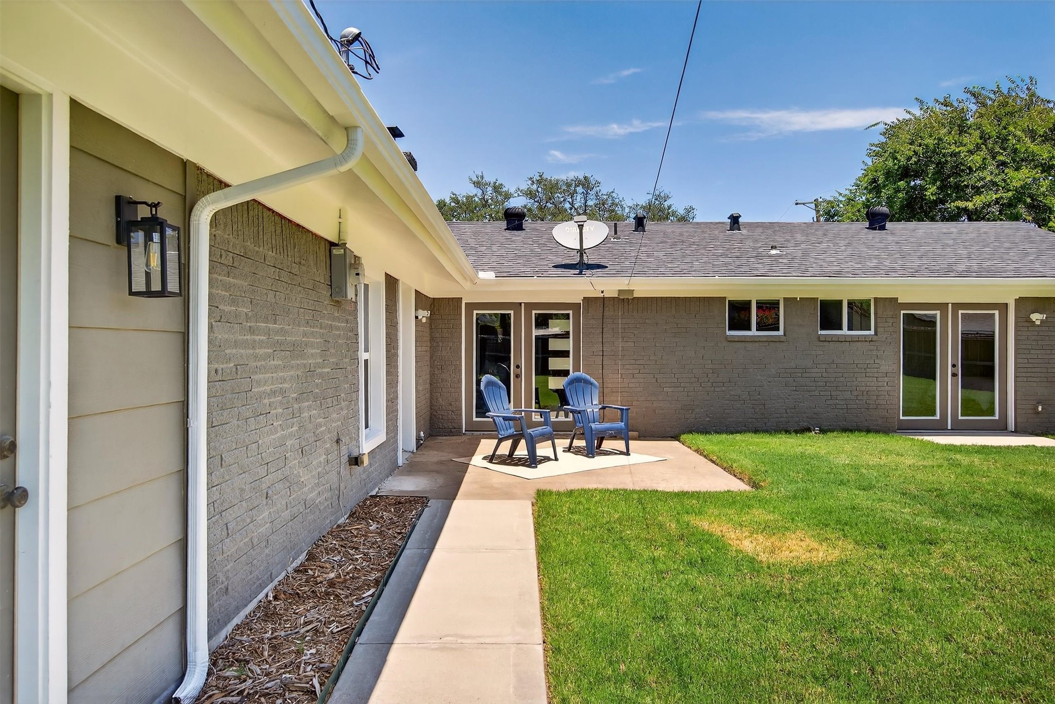 3352 Leahy Drive