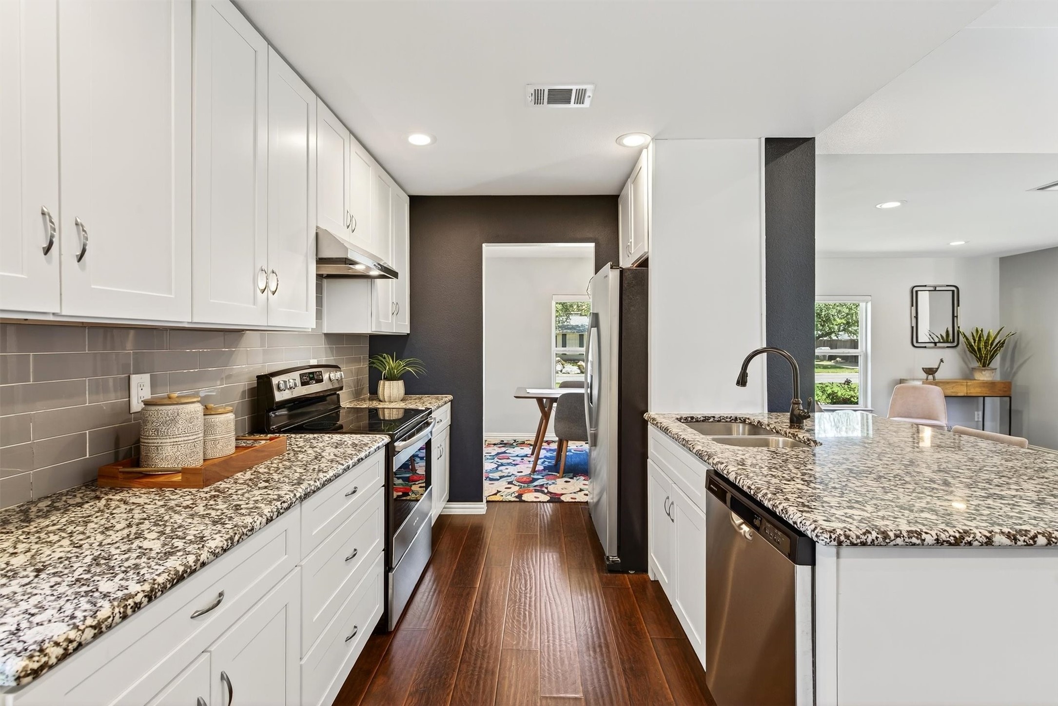 3352 Leahy Drive