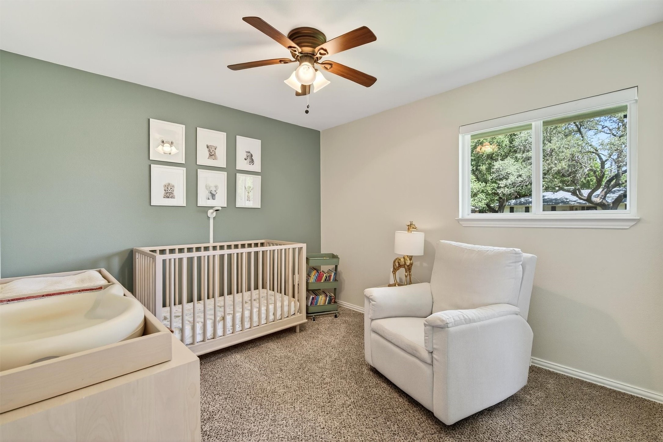 3352 Leahy Drive