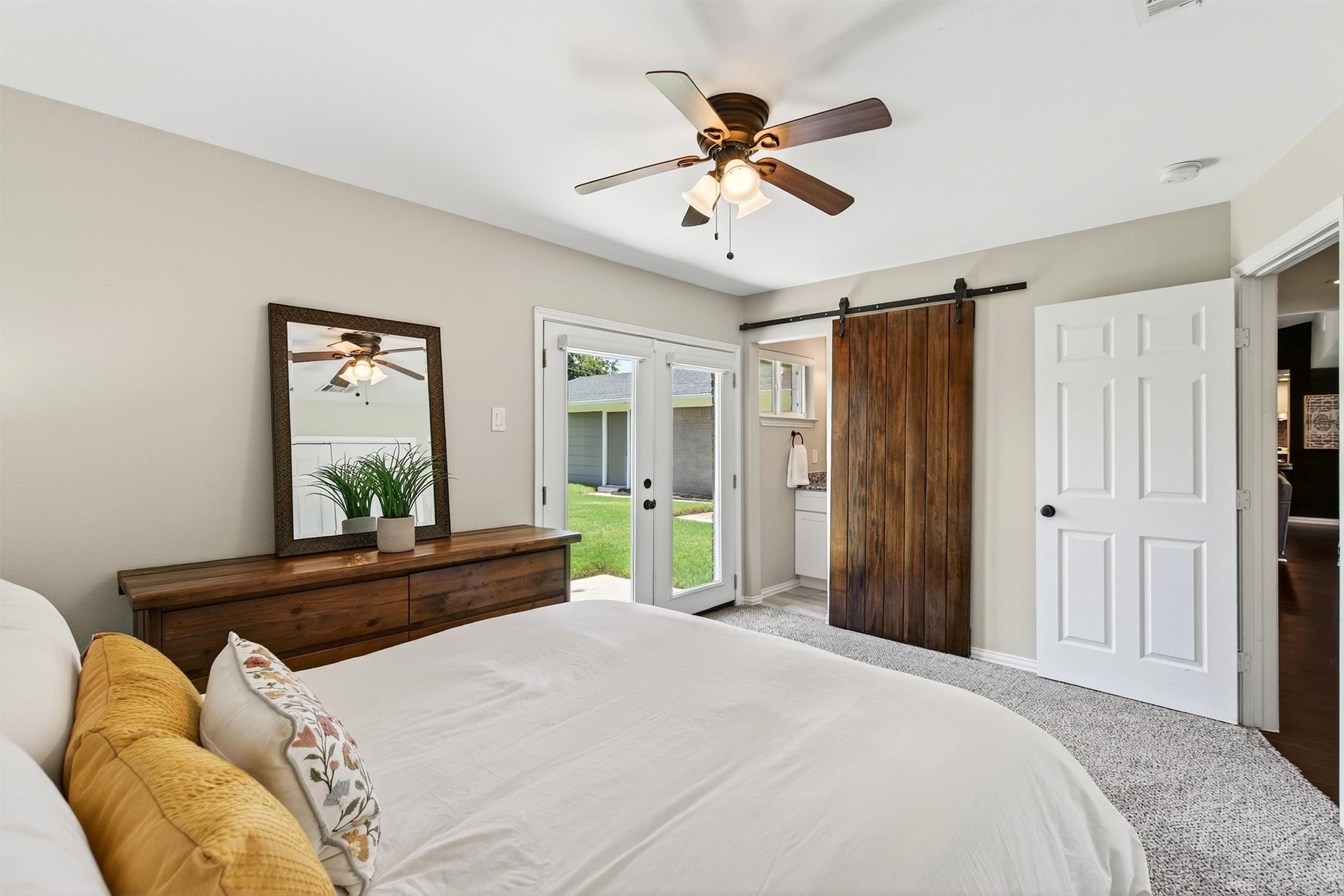 3352 Leahy Drive