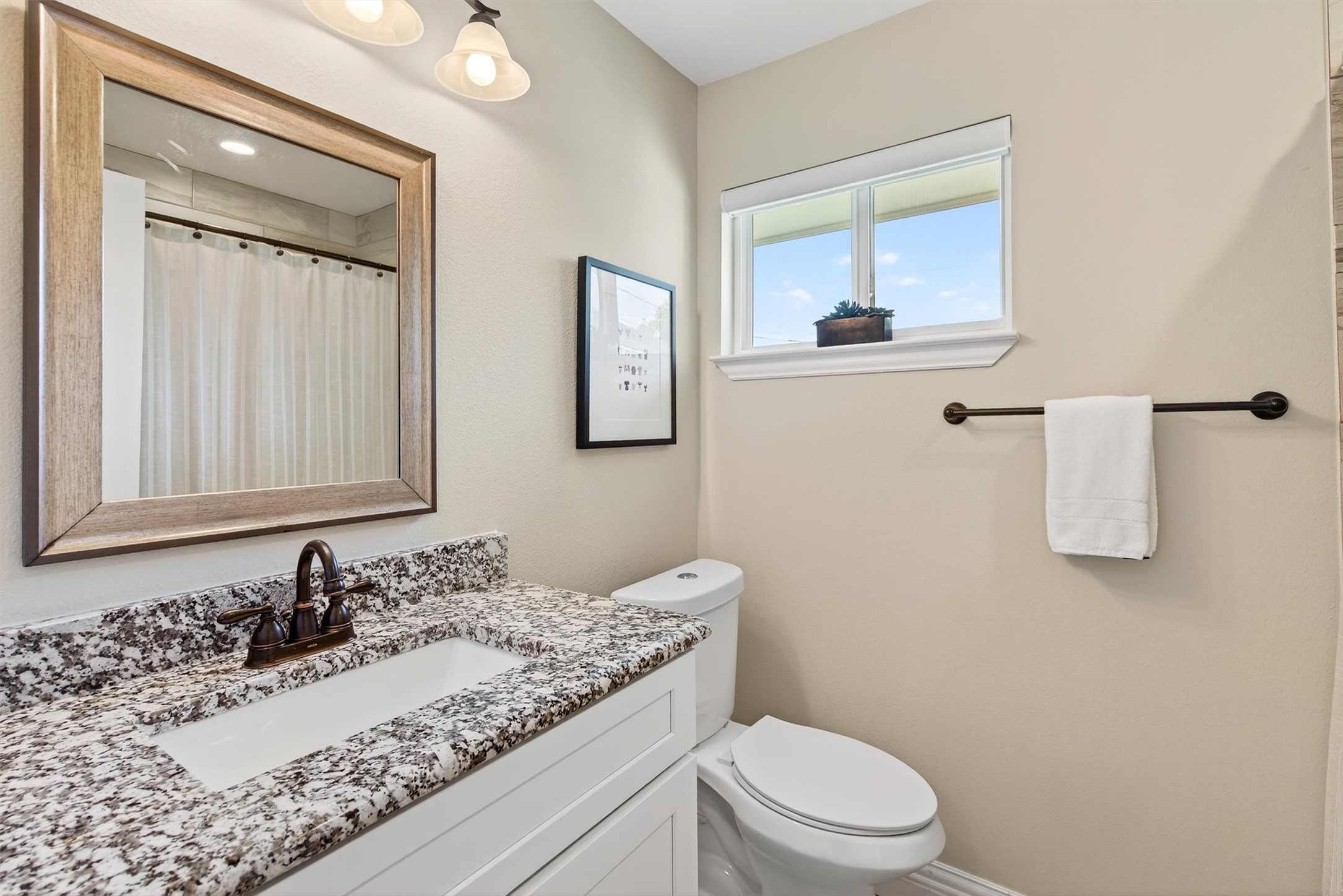 3352 Leahy Drive