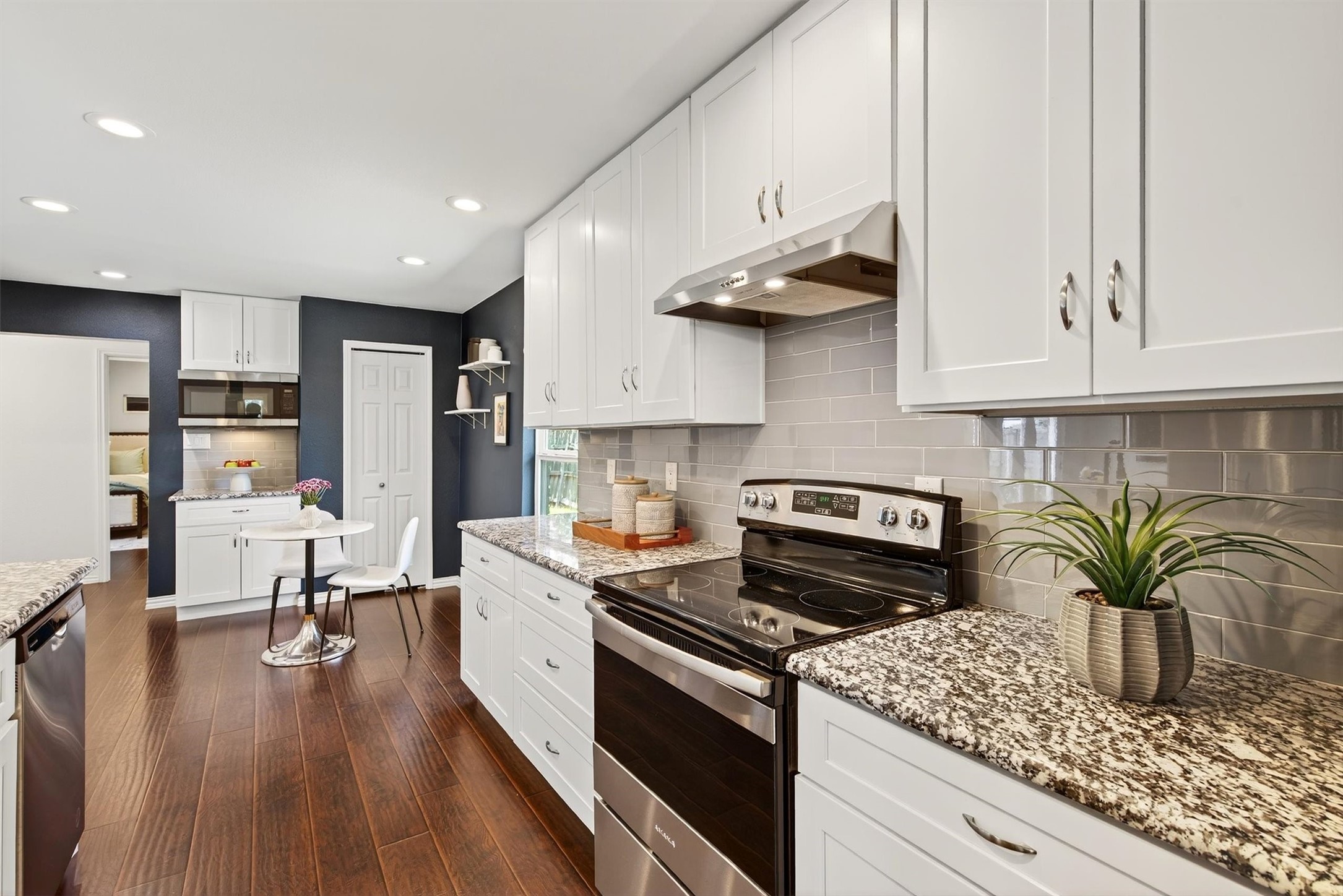 3352 Leahy Drive