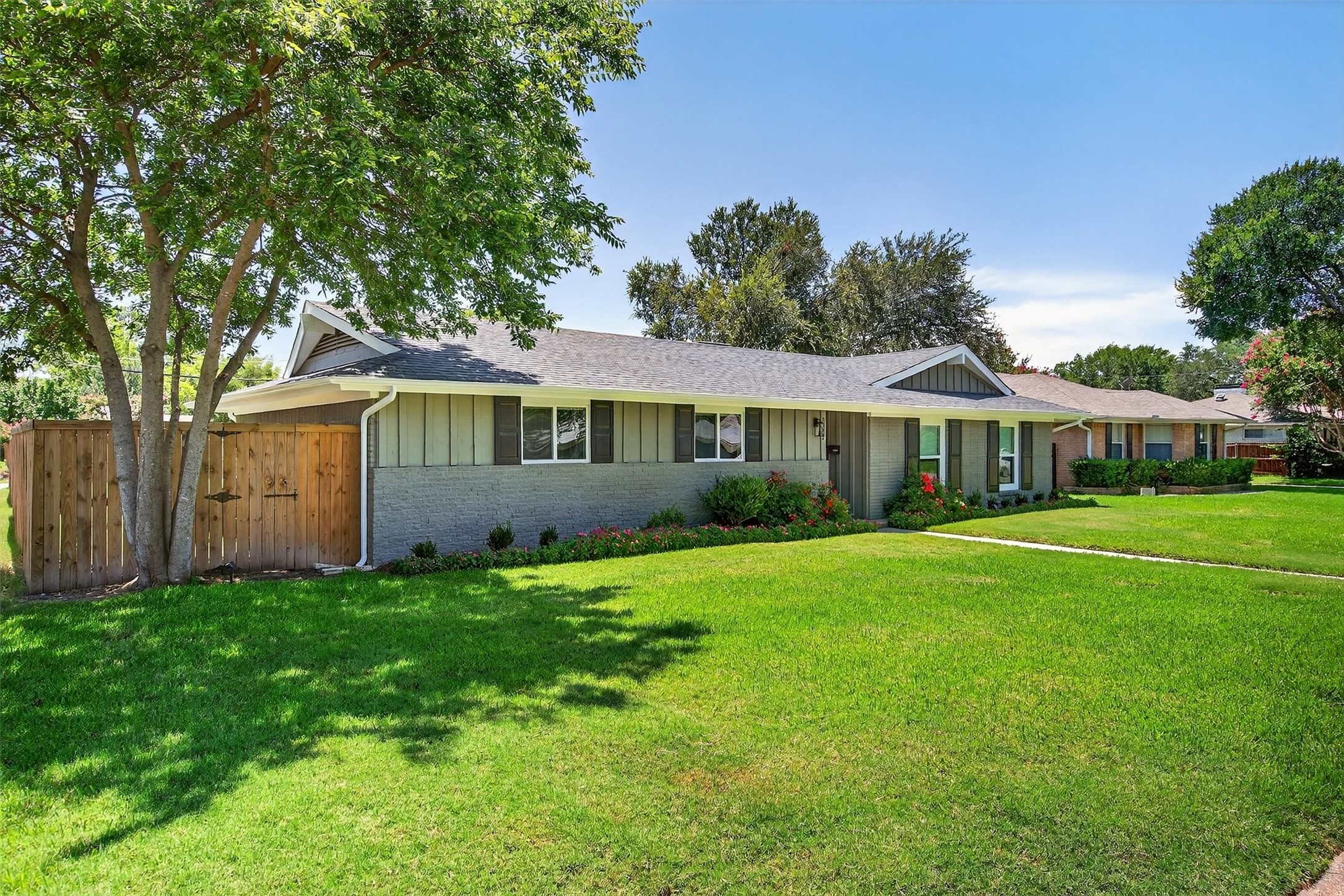 3352 Leahy Drive