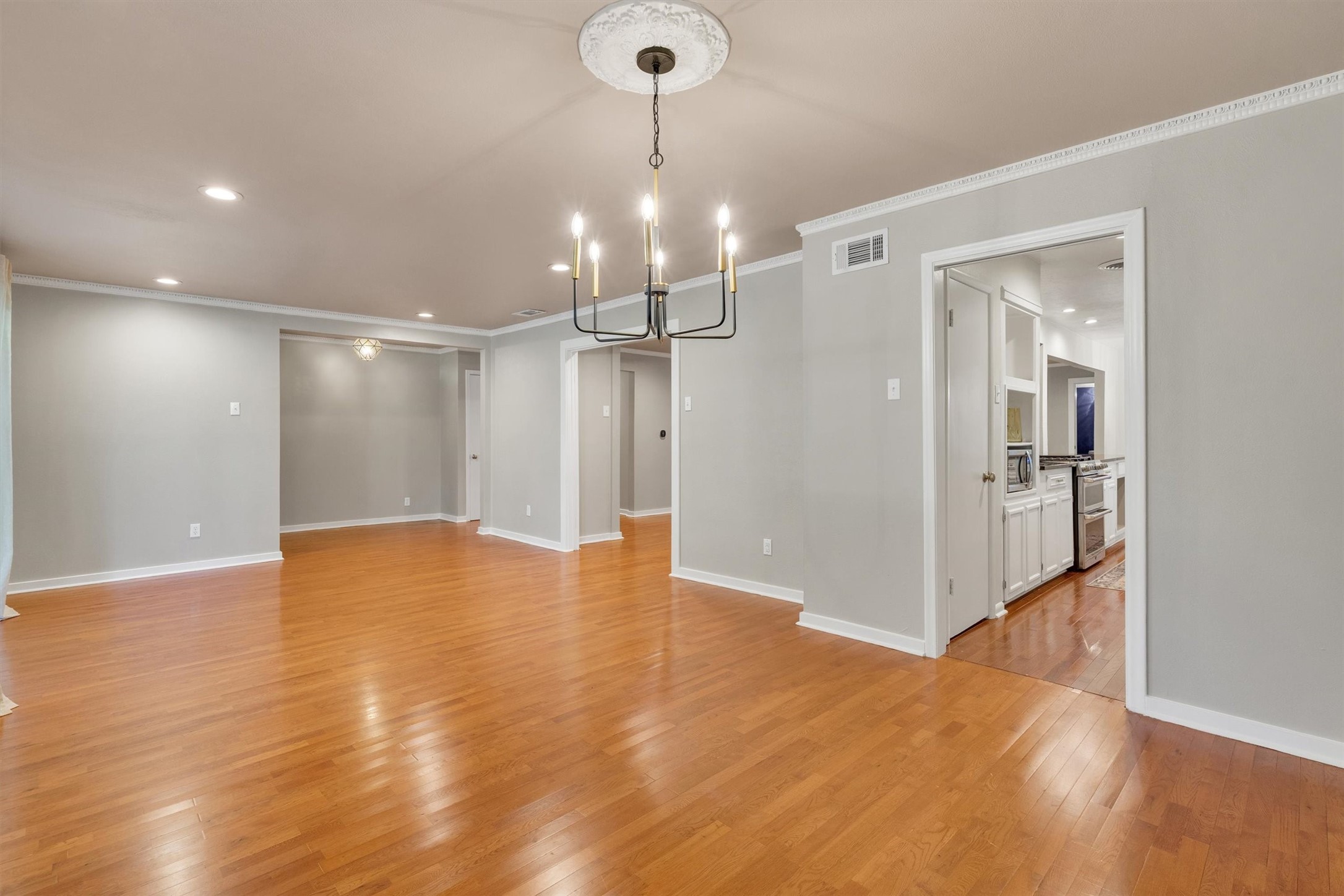 9856 Shoreview Road