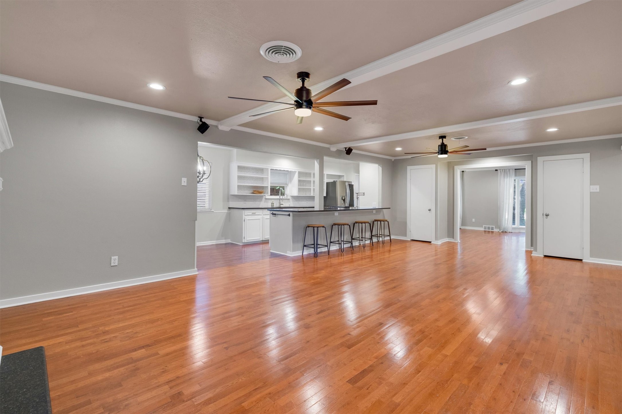 9856 Shoreview Road