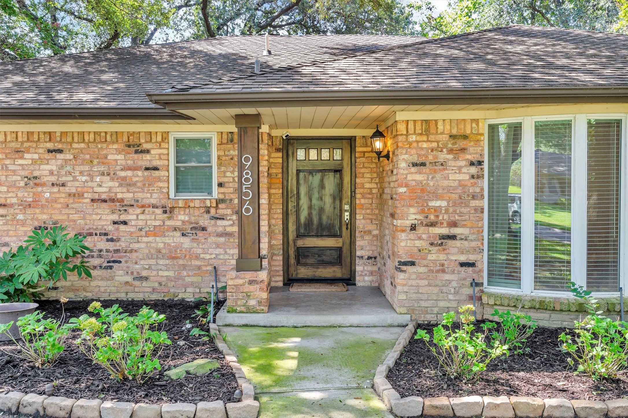 9856 Shoreview Road