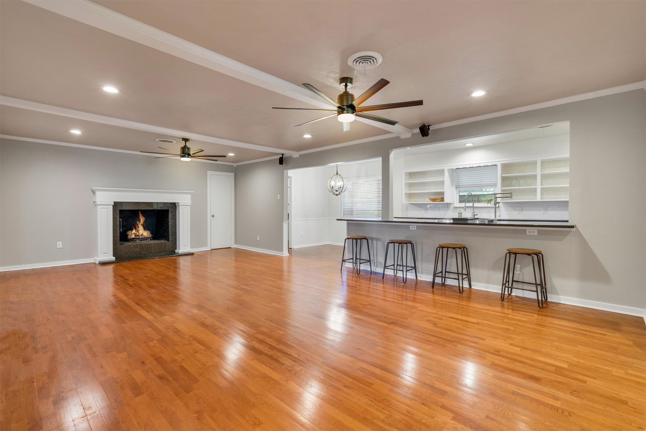 9856 Shoreview Road