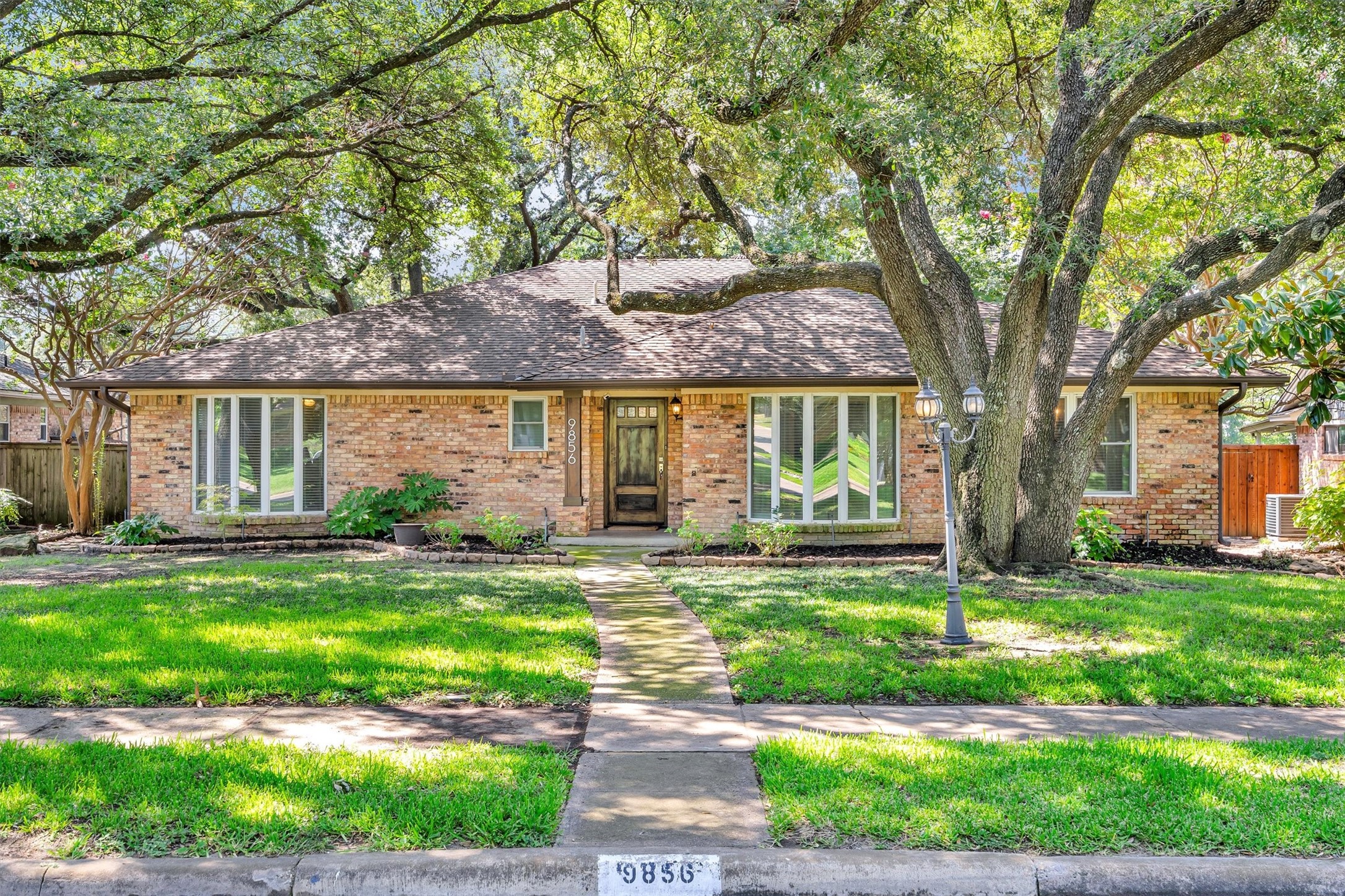 9856 Shoreview Road