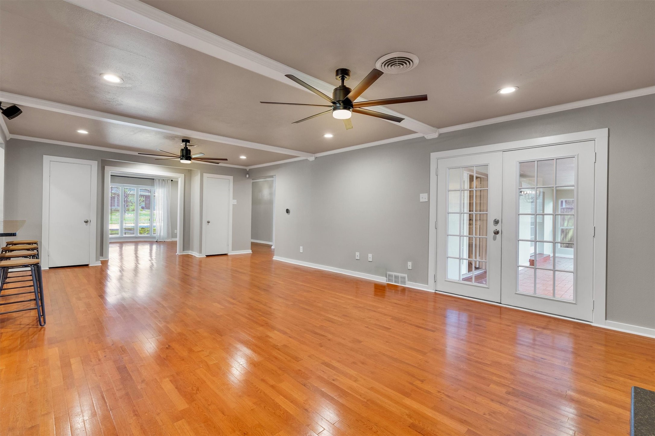9856 Shoreview Road