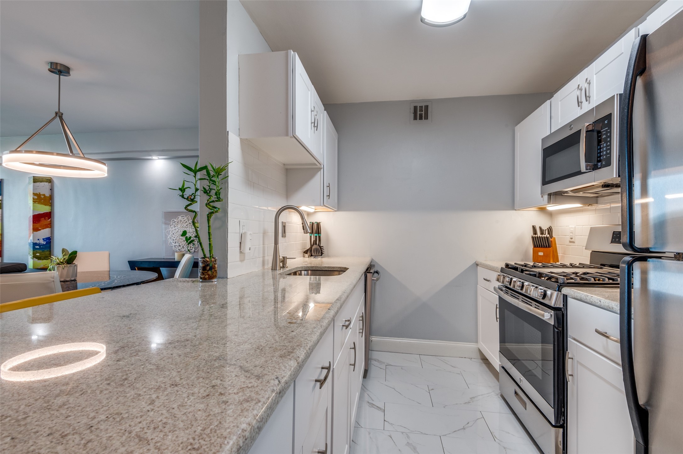 3883 Turtle Creek Boulevard 1701