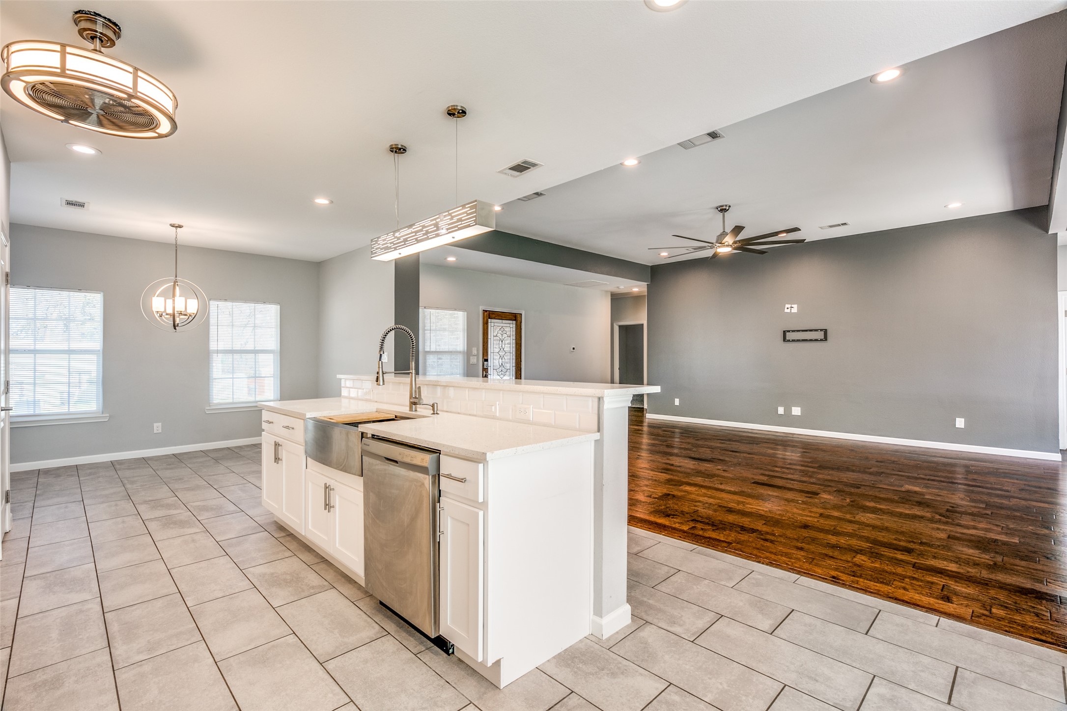 1253 Cedar Haven Avenue