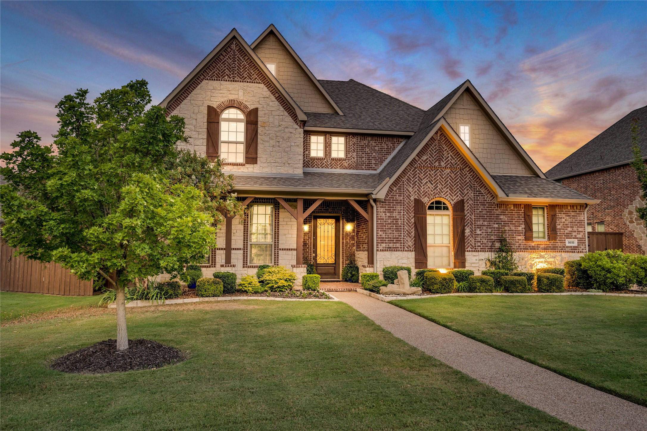 9818 Waters Lane