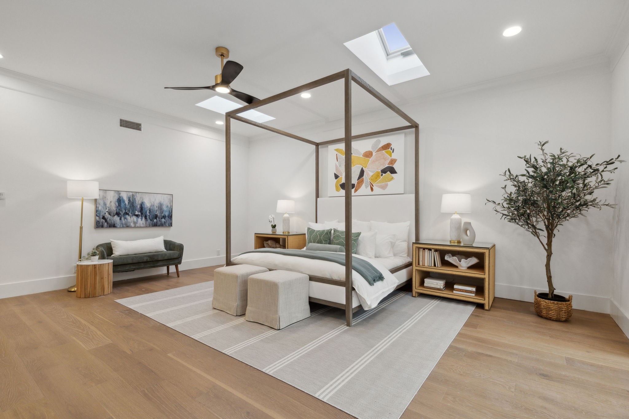 6 Saint Laurent Place